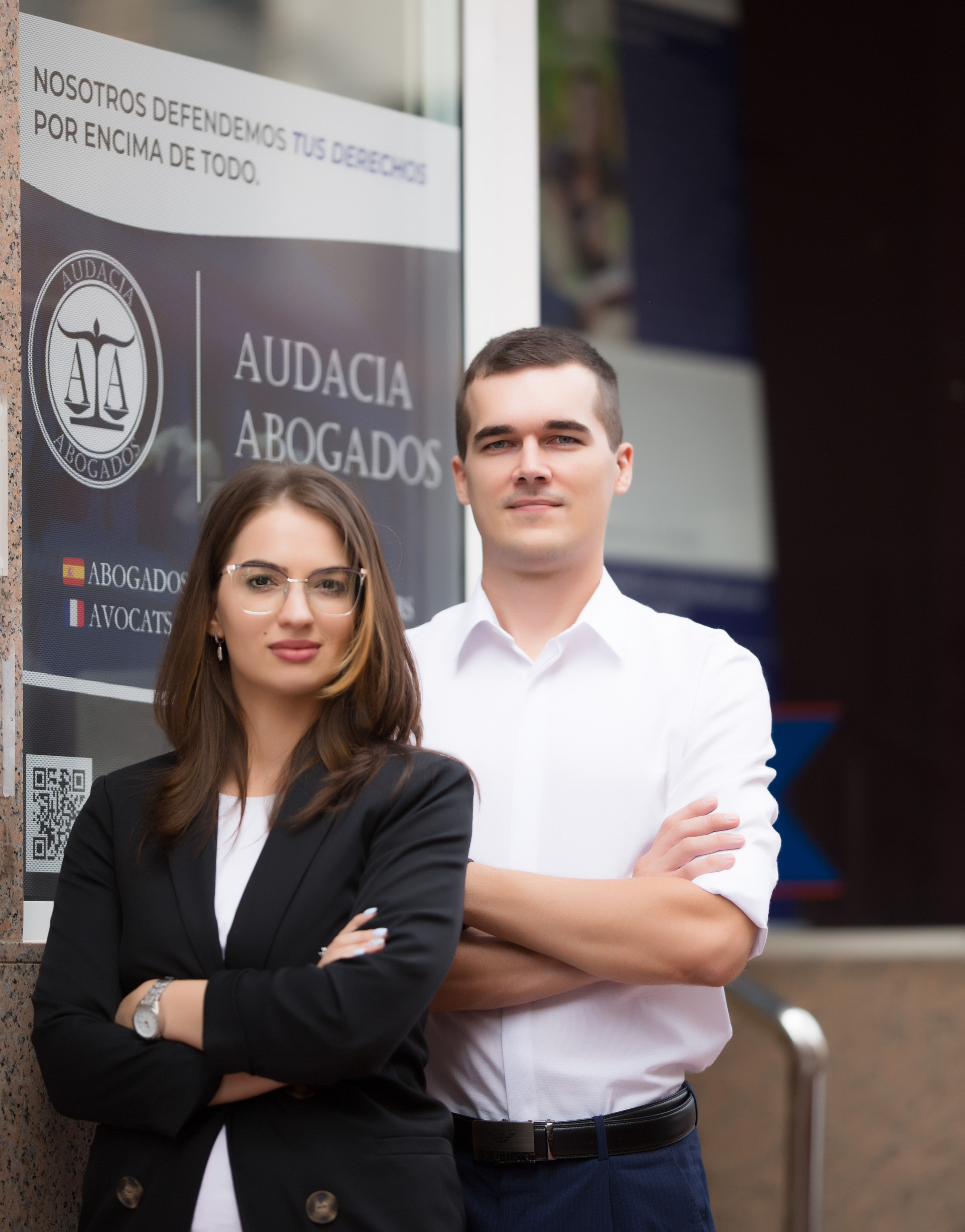 Lawyer. Family and real state photographer in Haugesund Dina Vikra