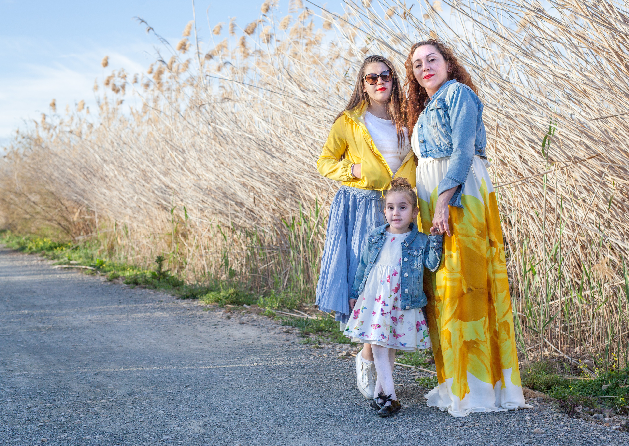 On the lake. Family and real state photographer in Haugesund Dina Vikra