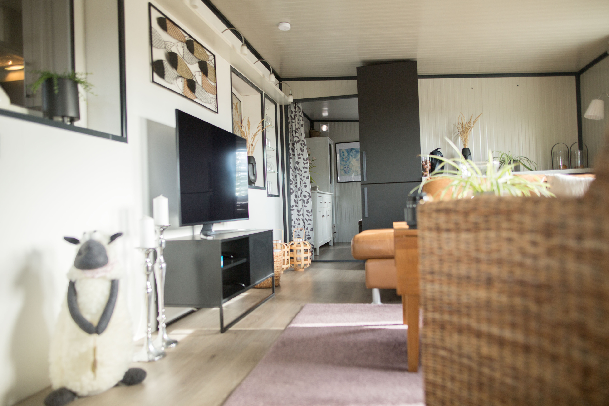 Hytta for salg. Family and real state photographer in Haugesund Dina Vikra