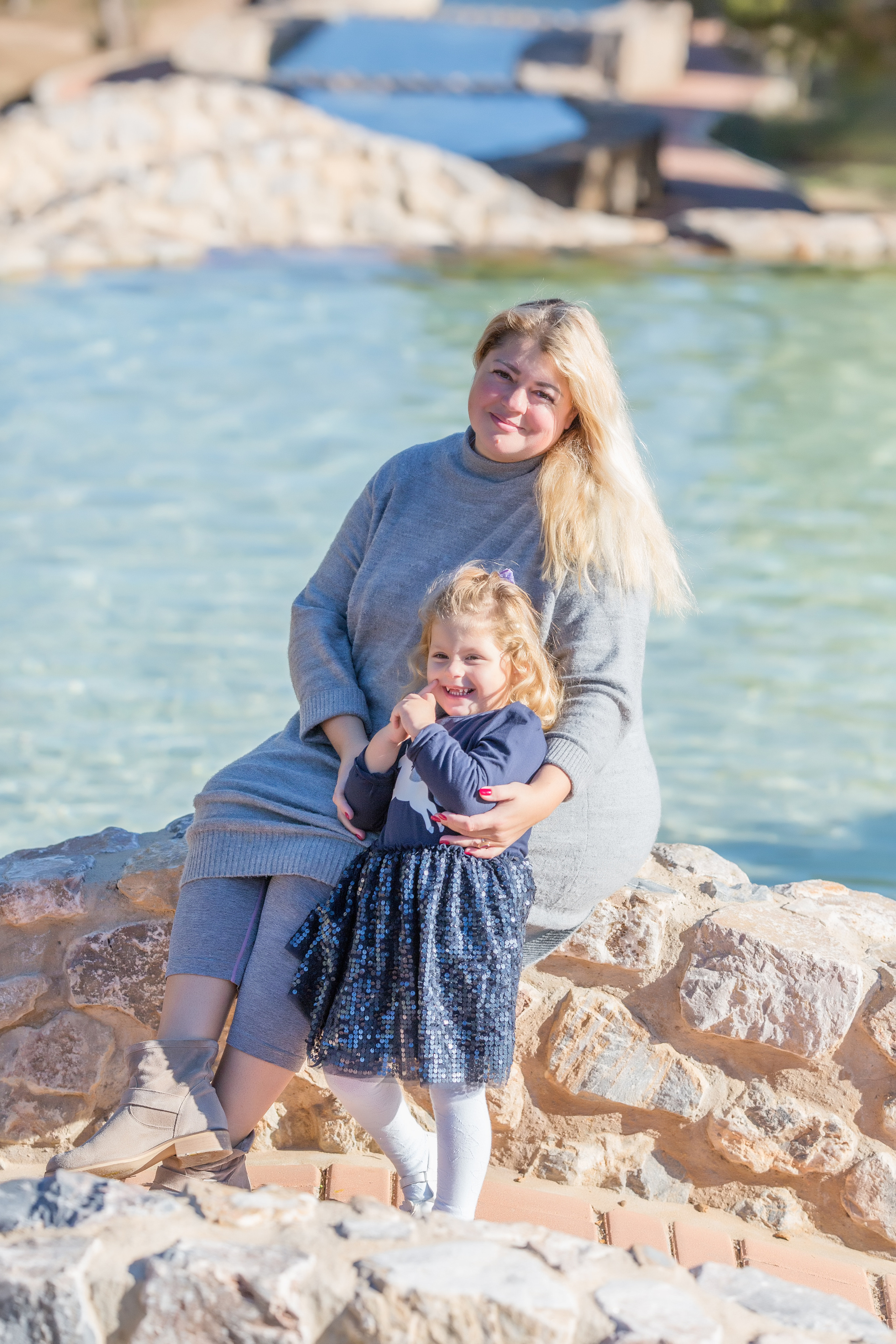 Vera. Family and real state photographer in Haugesund Dina Vikra