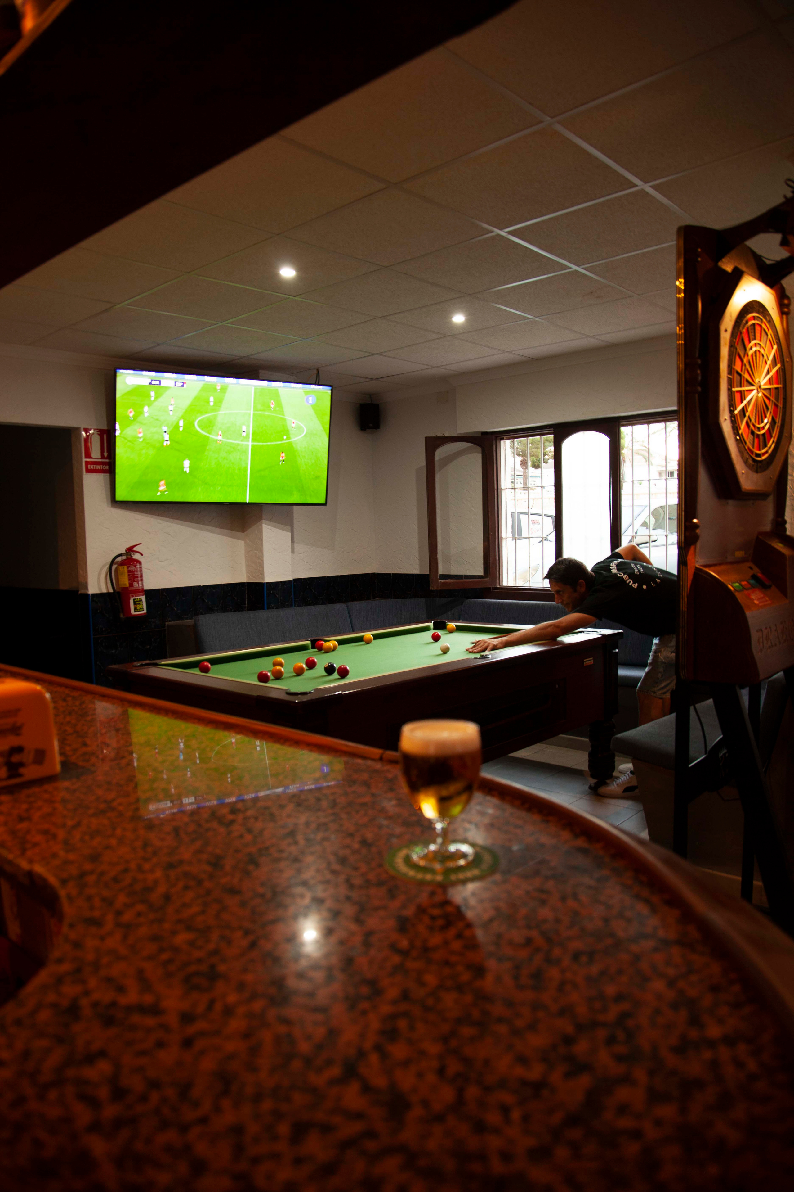 Beach bar. Family and real state photographer in Haugesund Dina Vikra