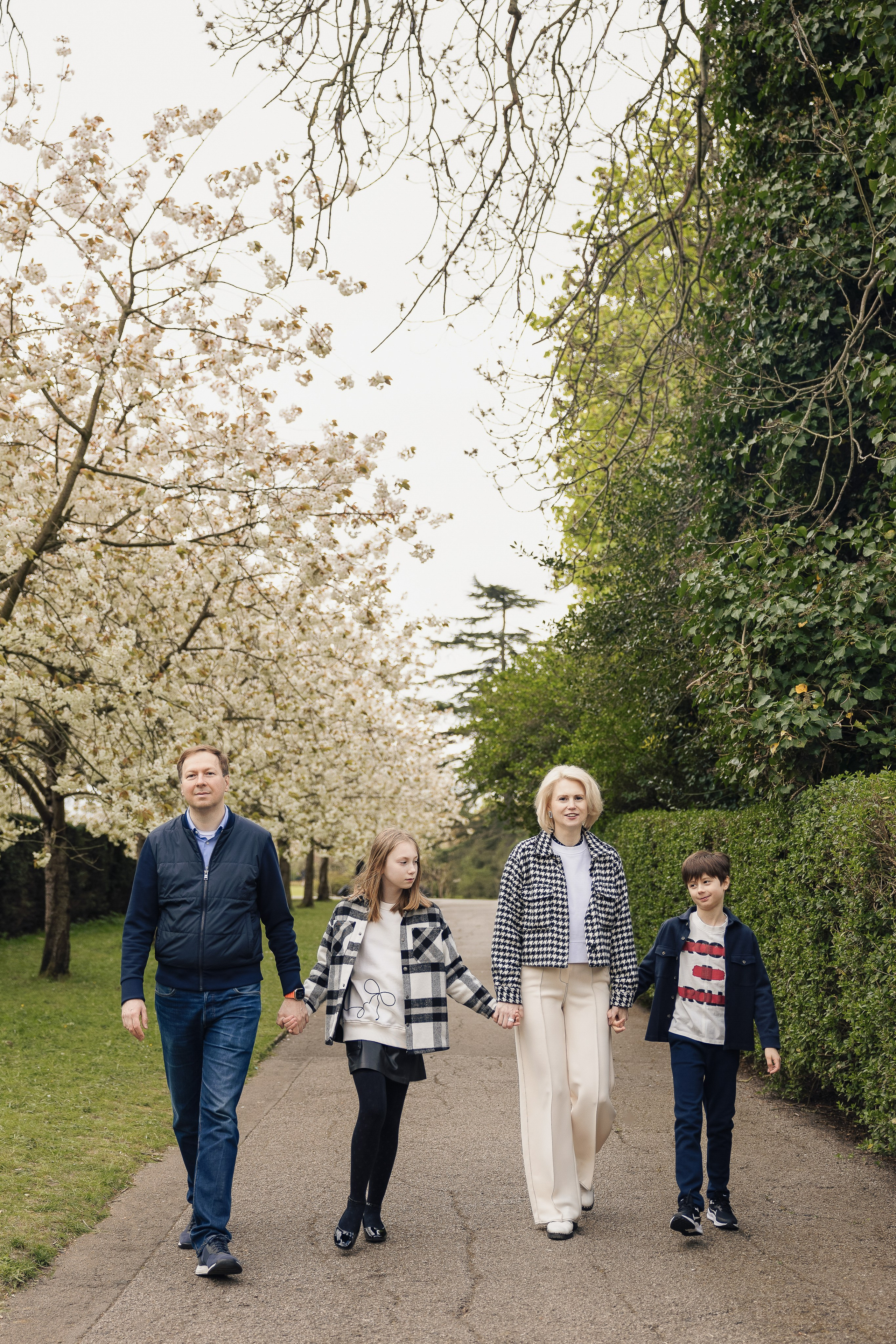 Families. PHOTOGRAPHER IN LONDON