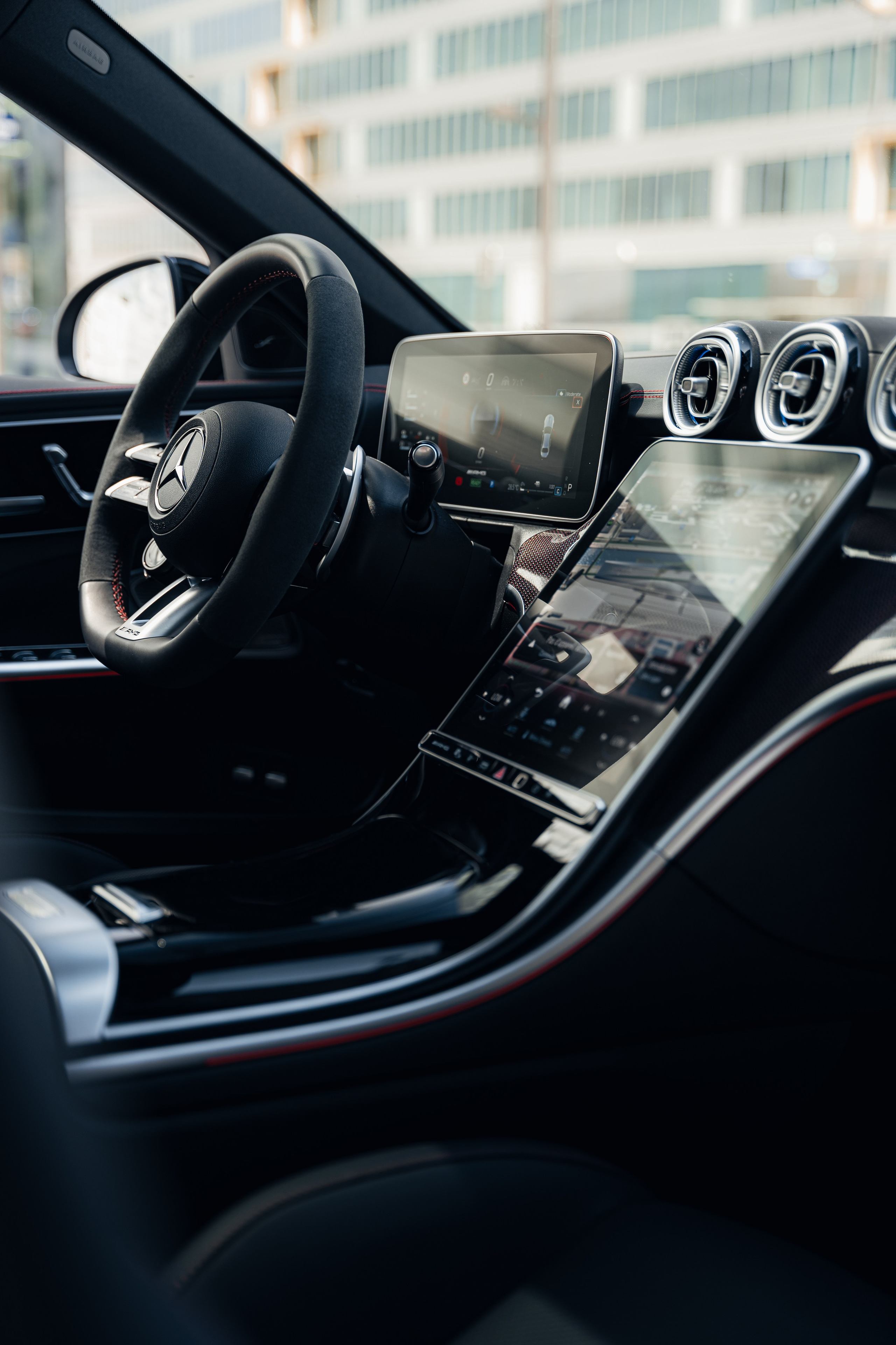 Mercedes-Benz C63S W207. Photographer in Paris — Vitalii Motruk