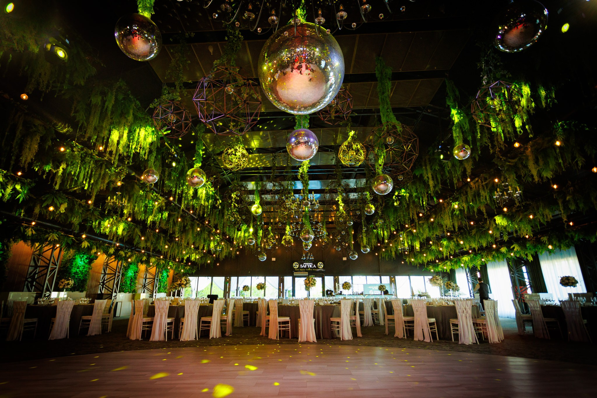 Nunta Ema si Valentin la Domeniile Saftica - Fotograf nunta Bucuresti. Fotograf nunta Bucuresti - Manu Ivanciu