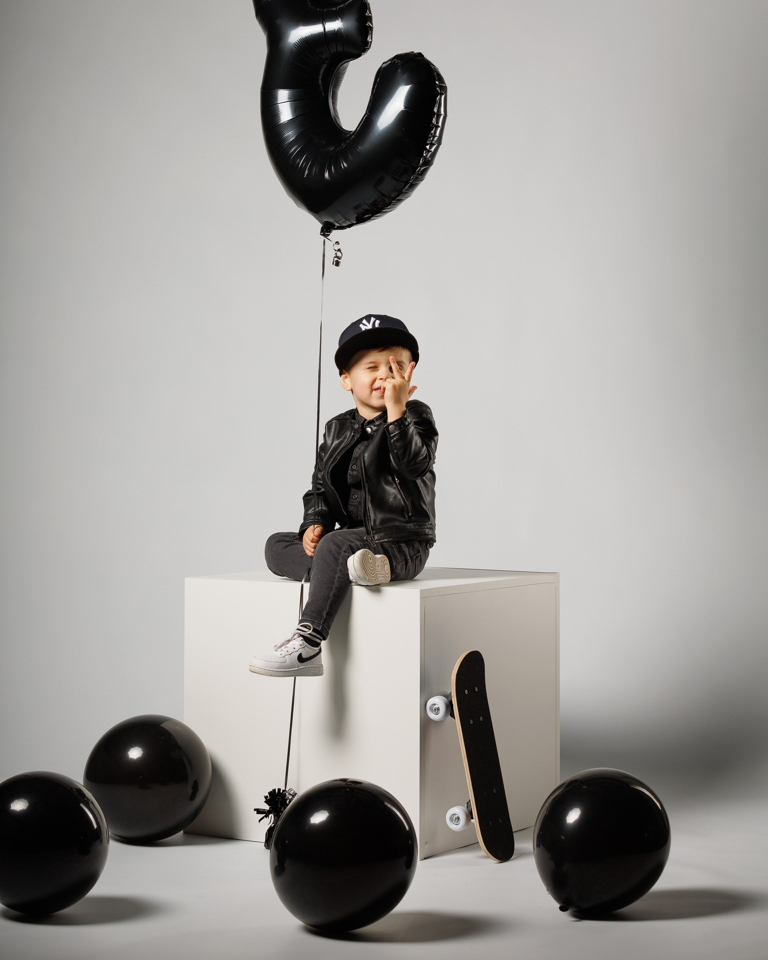 ValStudio. Https://valphoto.wfolio.pro/