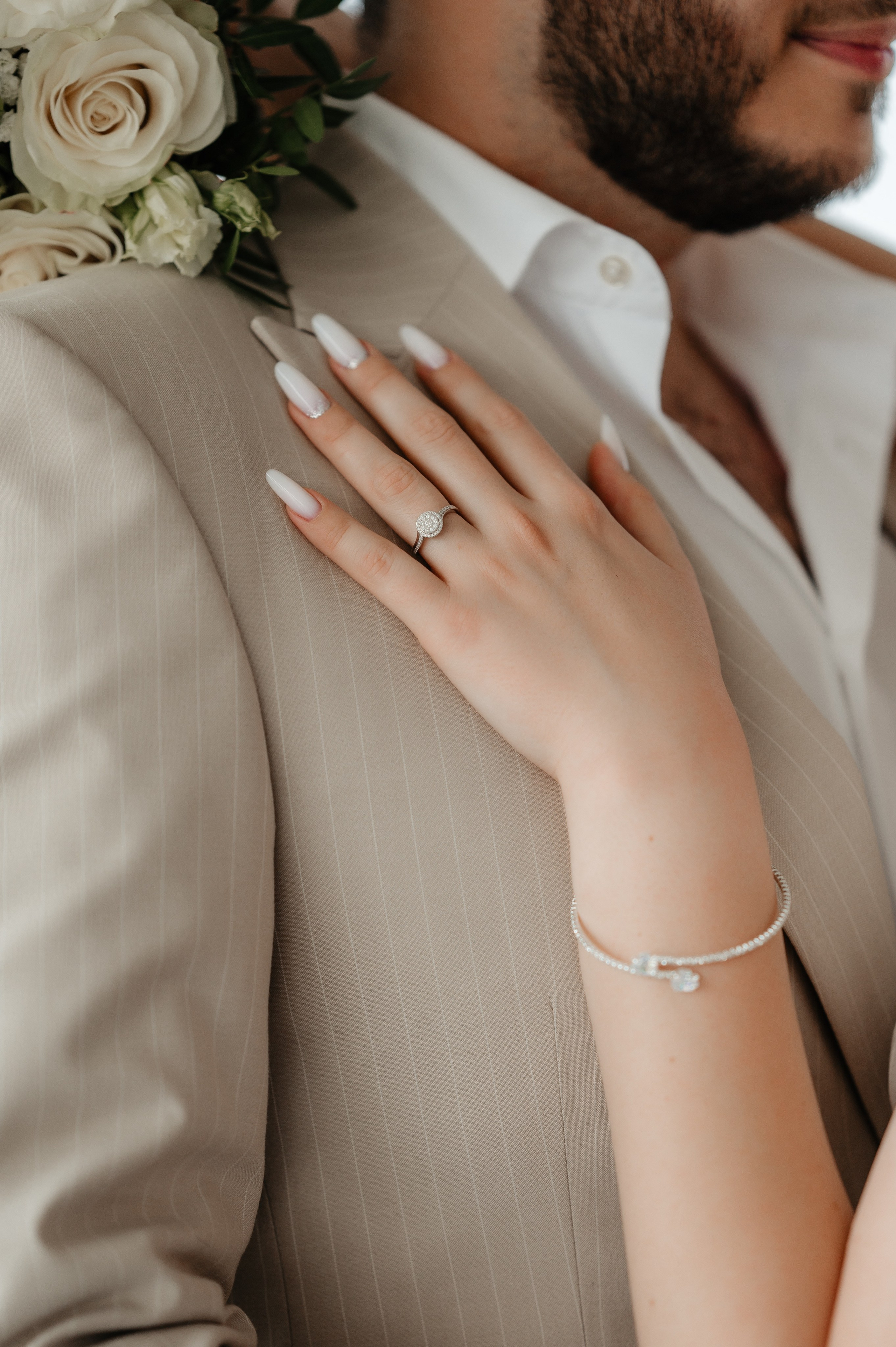 Cununie civila in aer liber si sedinta foto de cuplu. Proud Vision Weddings | Wedding Photography & Film — Servicii profesionale Foto Video Nunta Iasi