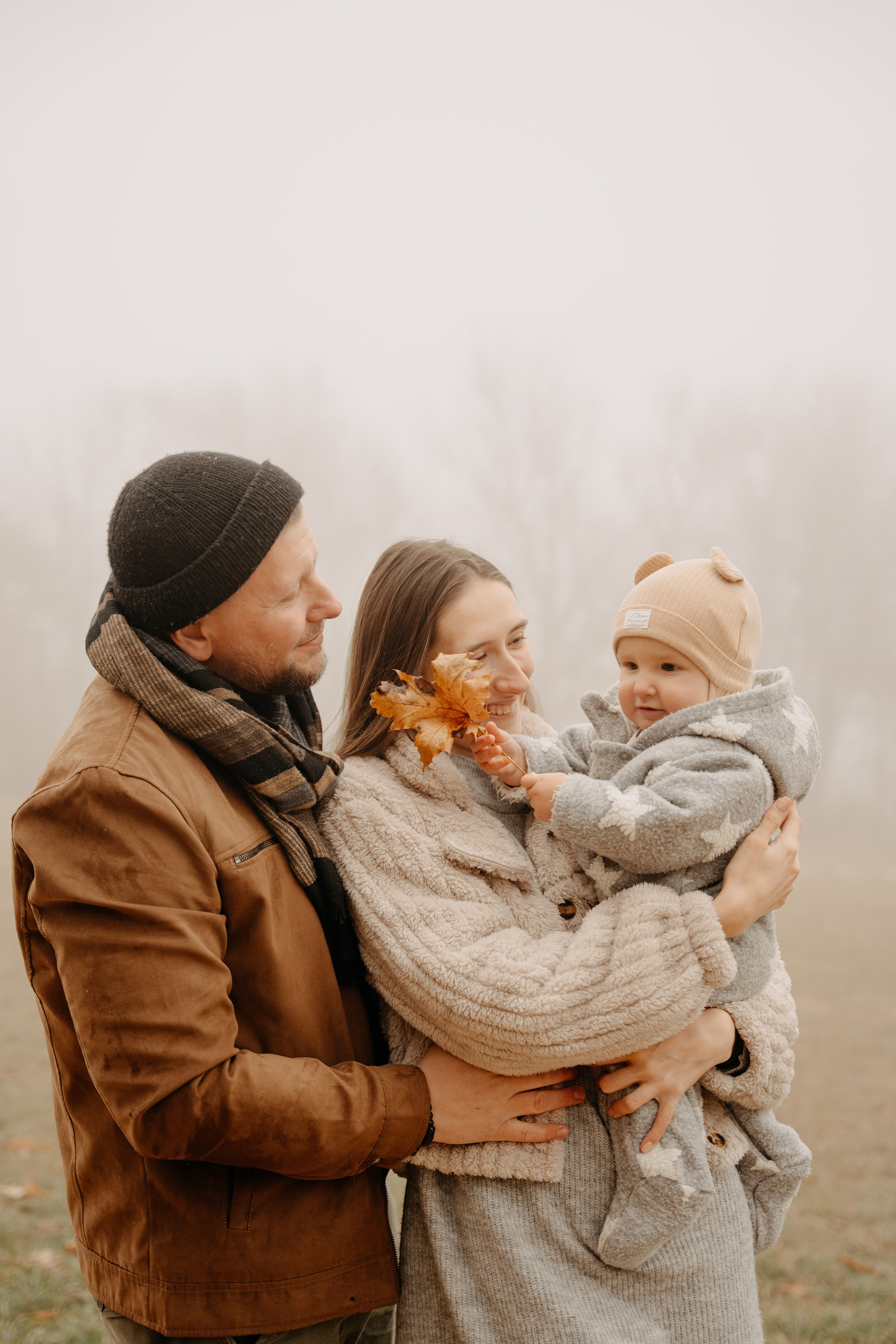 Bendegúz a ködös Normafán. Kezdőlap