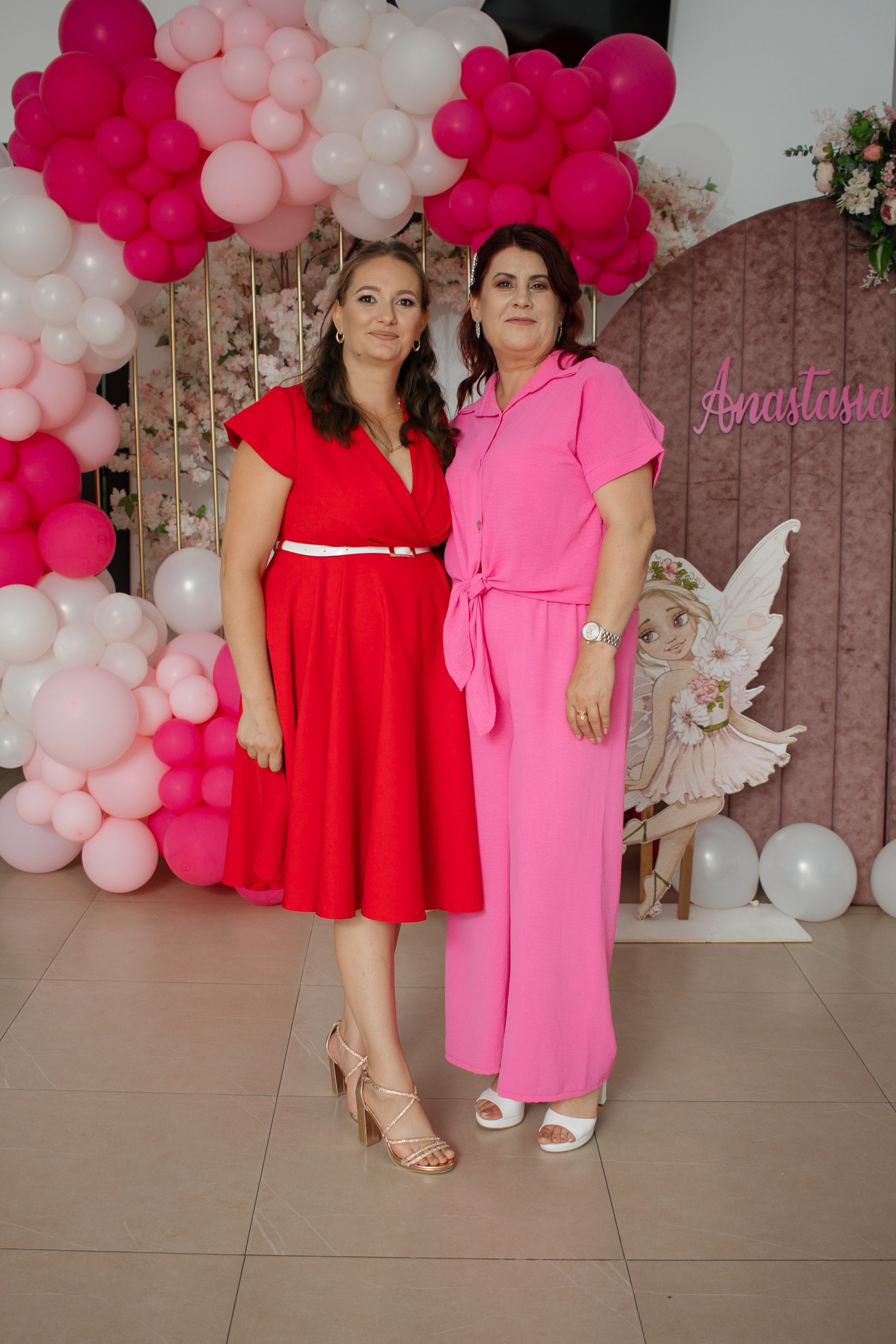 Anastasia. Fotograf si videograf — evenimente si studio