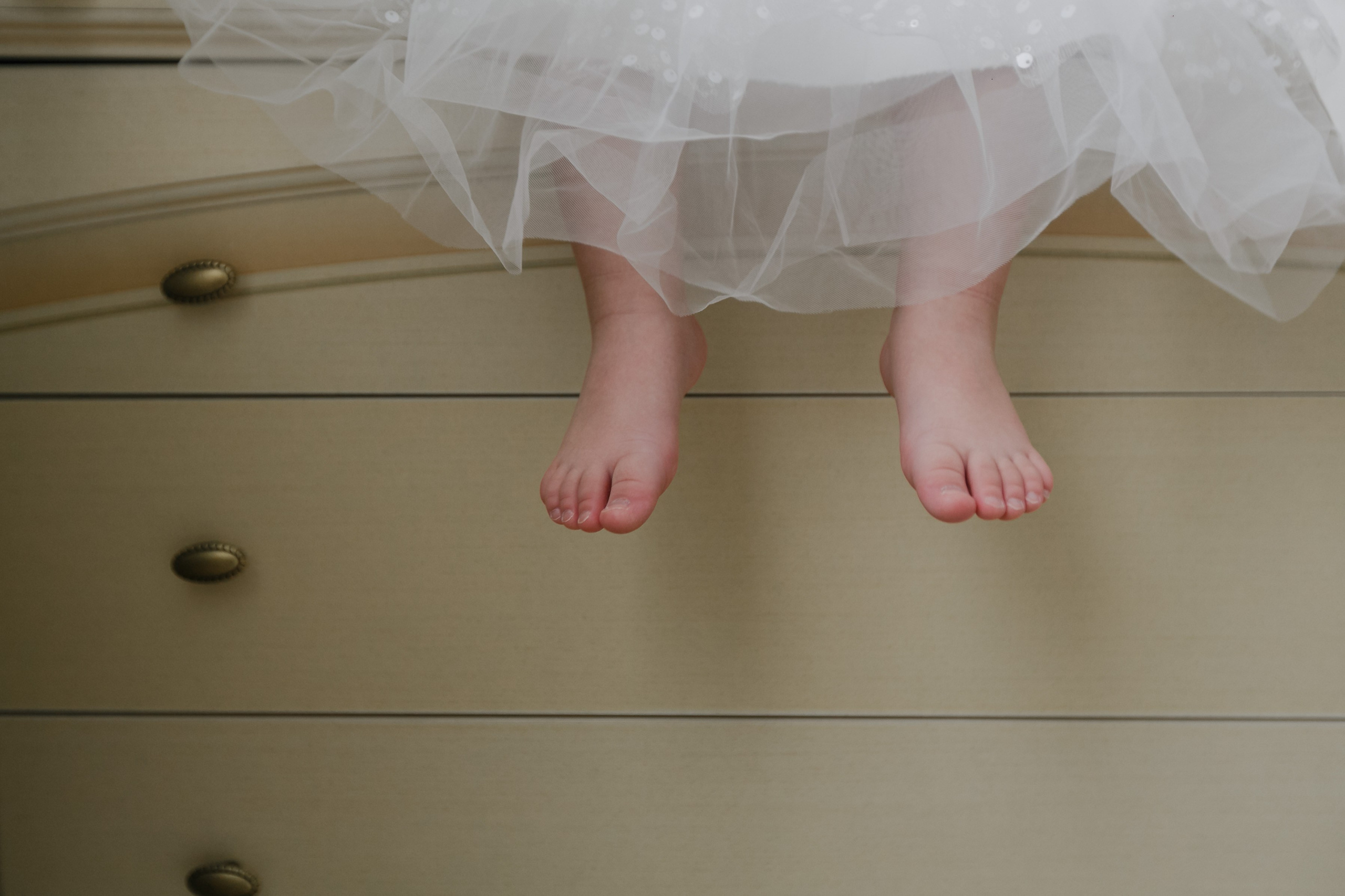 Sesión de fotos de una princesita. Fotógrafo de retrato, familia y reportajes en Valencia | España | Europa Vitalii Lumier