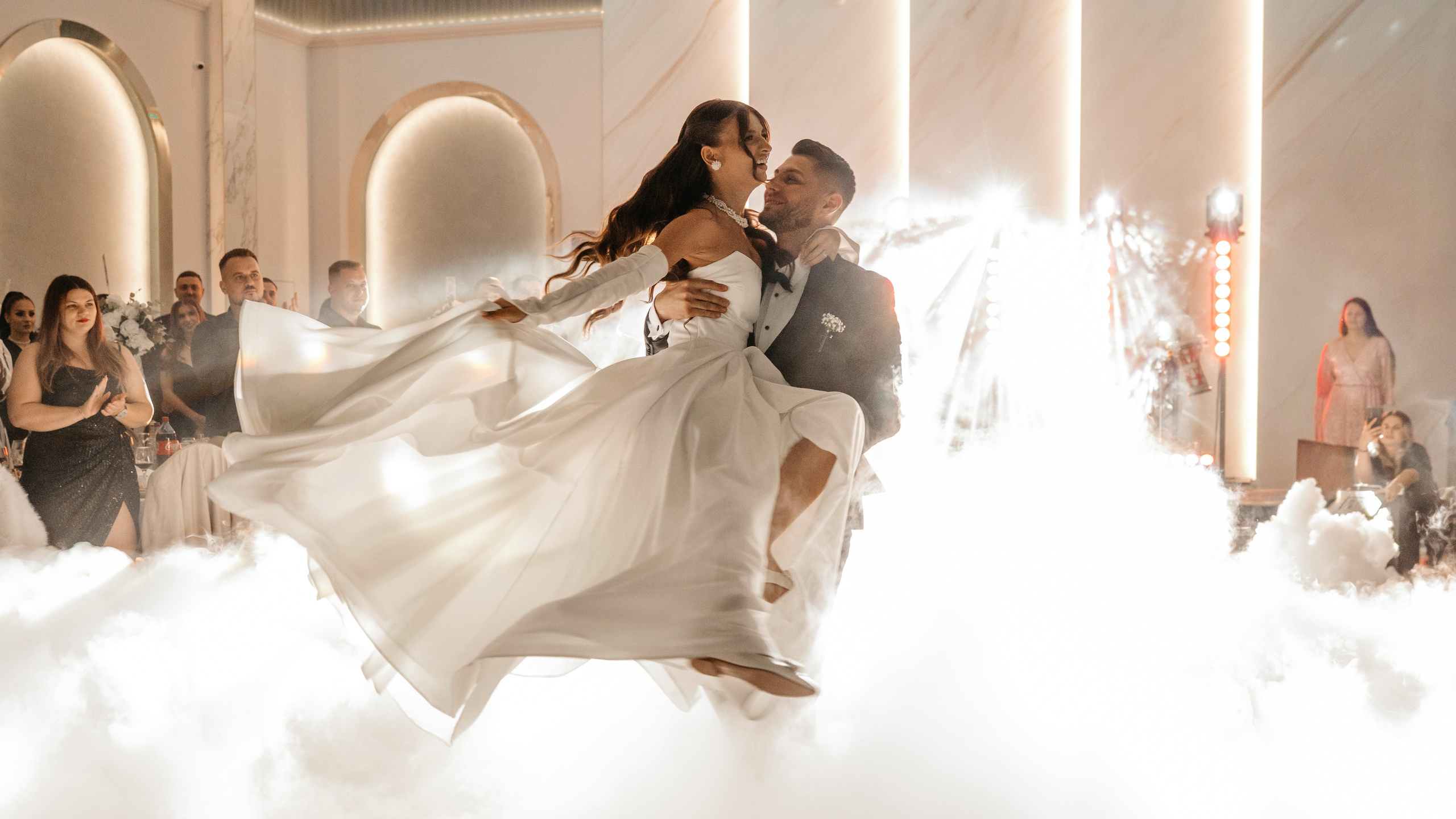 🤎 C a m e l i a & B o g d a n - Wedding Day Preview. Wedding & Family Photographer