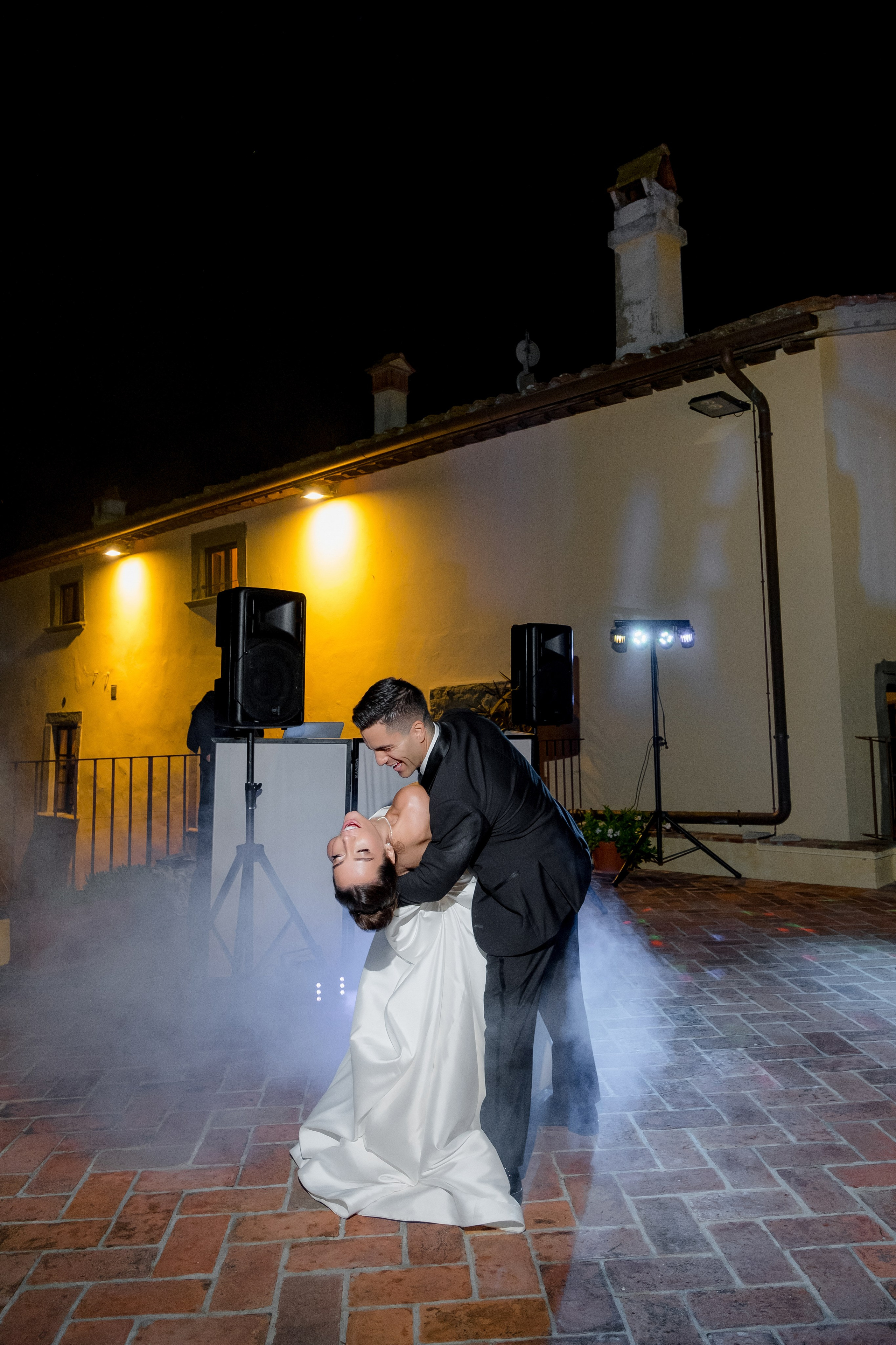 Dom&Ally. Wedding photographer Italy