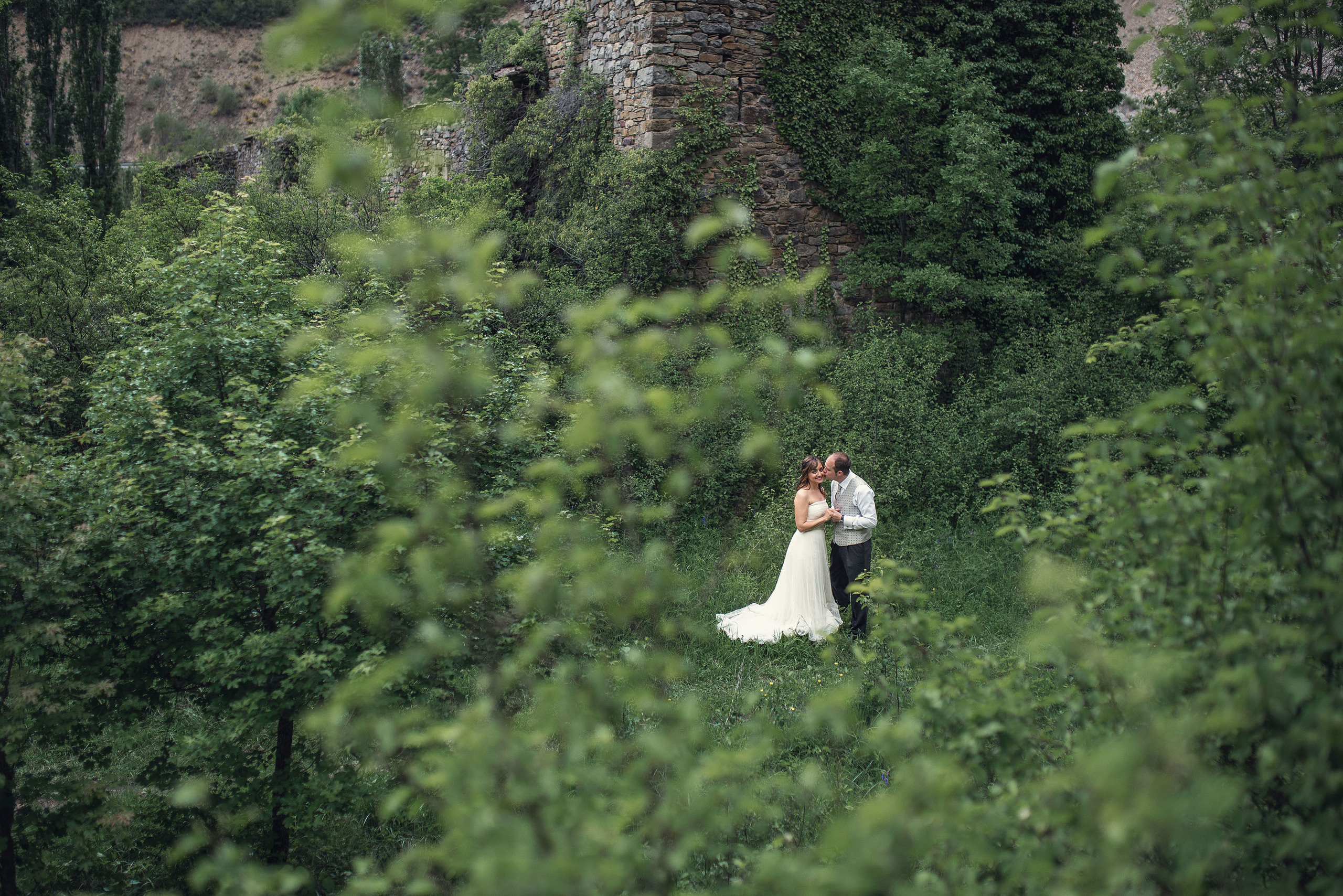 Postboda en el Monasterio de Obarra - Iglesia Santa María | Patri & Da. PIXLOVE - Fotógrafos de bodas Huesca Pirineos Zaragoza
