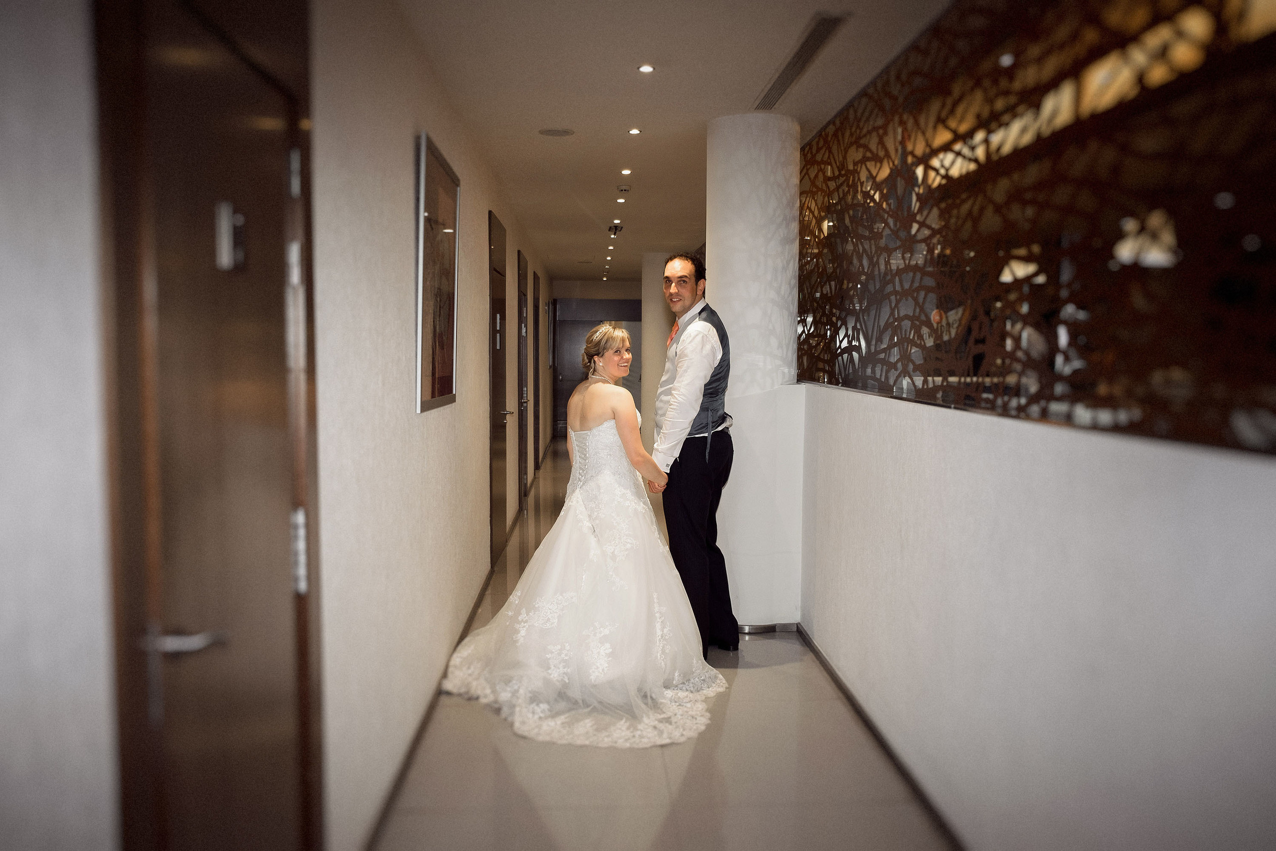 Boda Catedral Huesca - Abba Hotel - Hannah & Sergio. PIXLOVE - Fotógrafos de bodas Huesca Pirineos Zaragoza