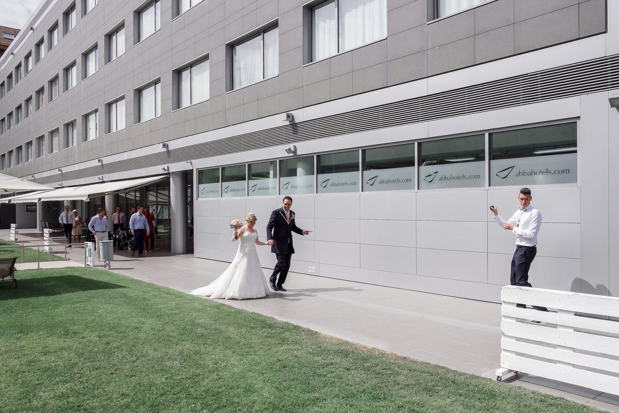 Boda Catedral Huesca - Abba Hotel - Hannah & Sergio. PIXLOVE - Fotógrafos de bodas Huesca Pirineos Zaragoza