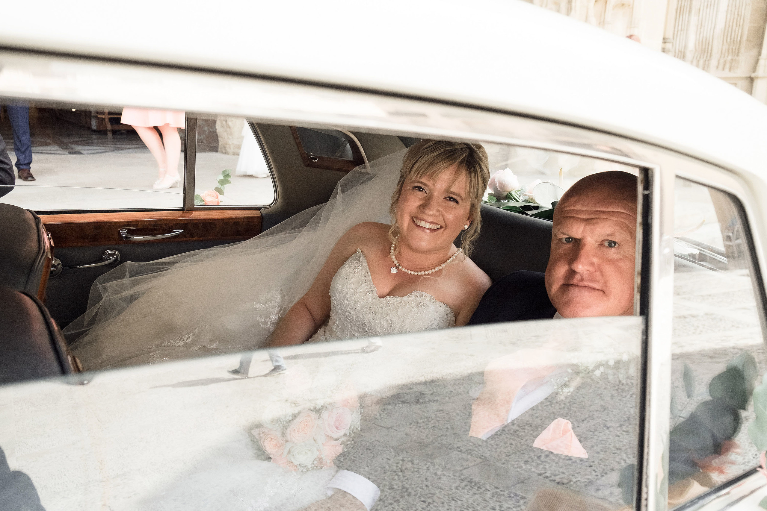 Boda Catedral Huesca - Abba Hotel - Hannah & Sergio. PIXLOVE - Fotógrafos de bodas Huesca Pirineos Zaragoza