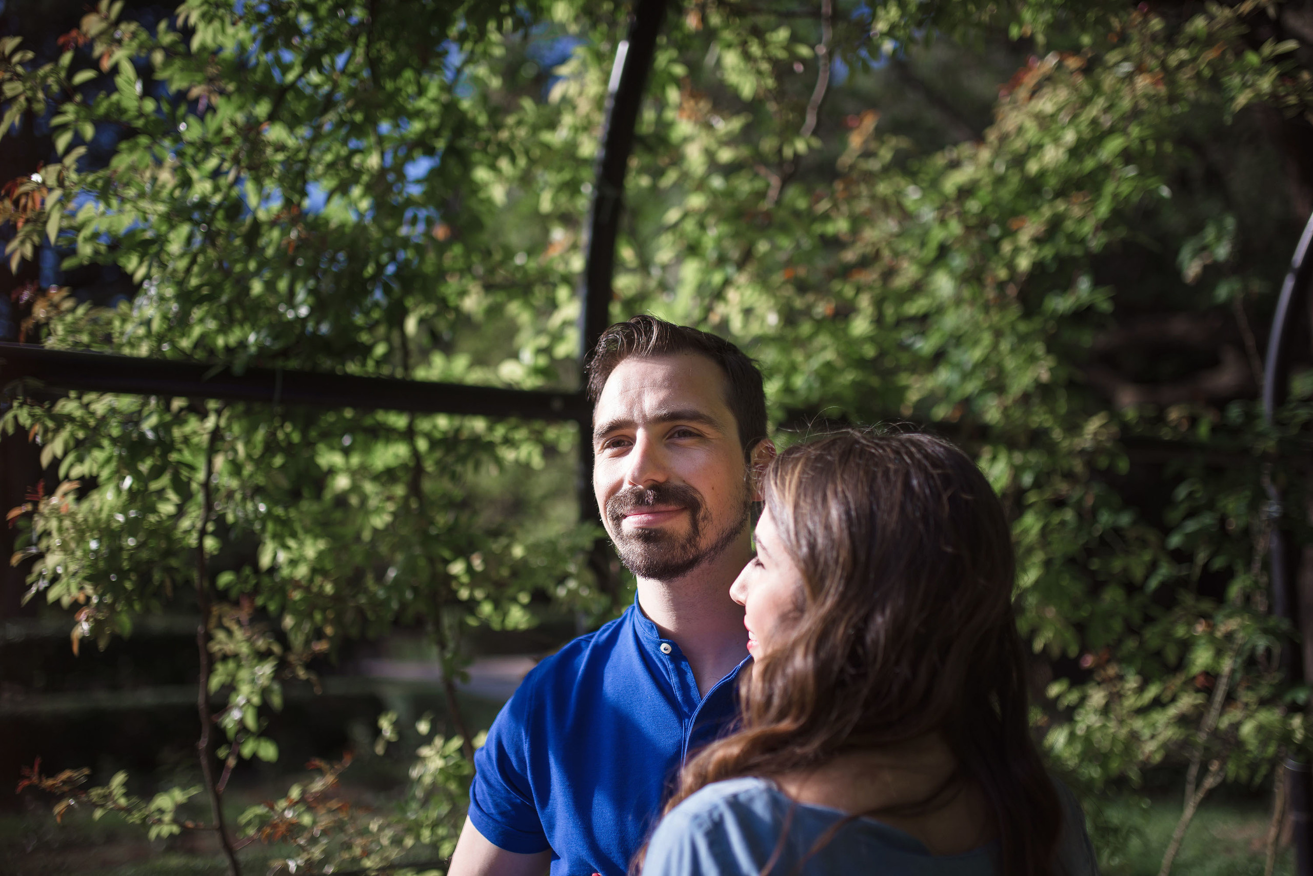 Preboda Parque Grande José Antonio Labordeta / Fotografo Zaragoza. PIXLOVE - Fotógrafos de bodas Huesca Pirineos Zaragoza