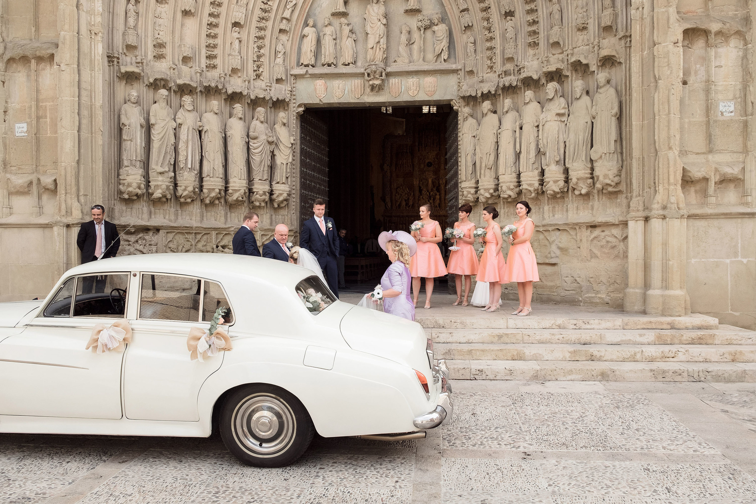 Boda Catedral Huesca - Abba Hotel - Hannah & Sergio. PIXLOVE - Fotógrafos de bodas Huesca Pirineos Zaragoza
