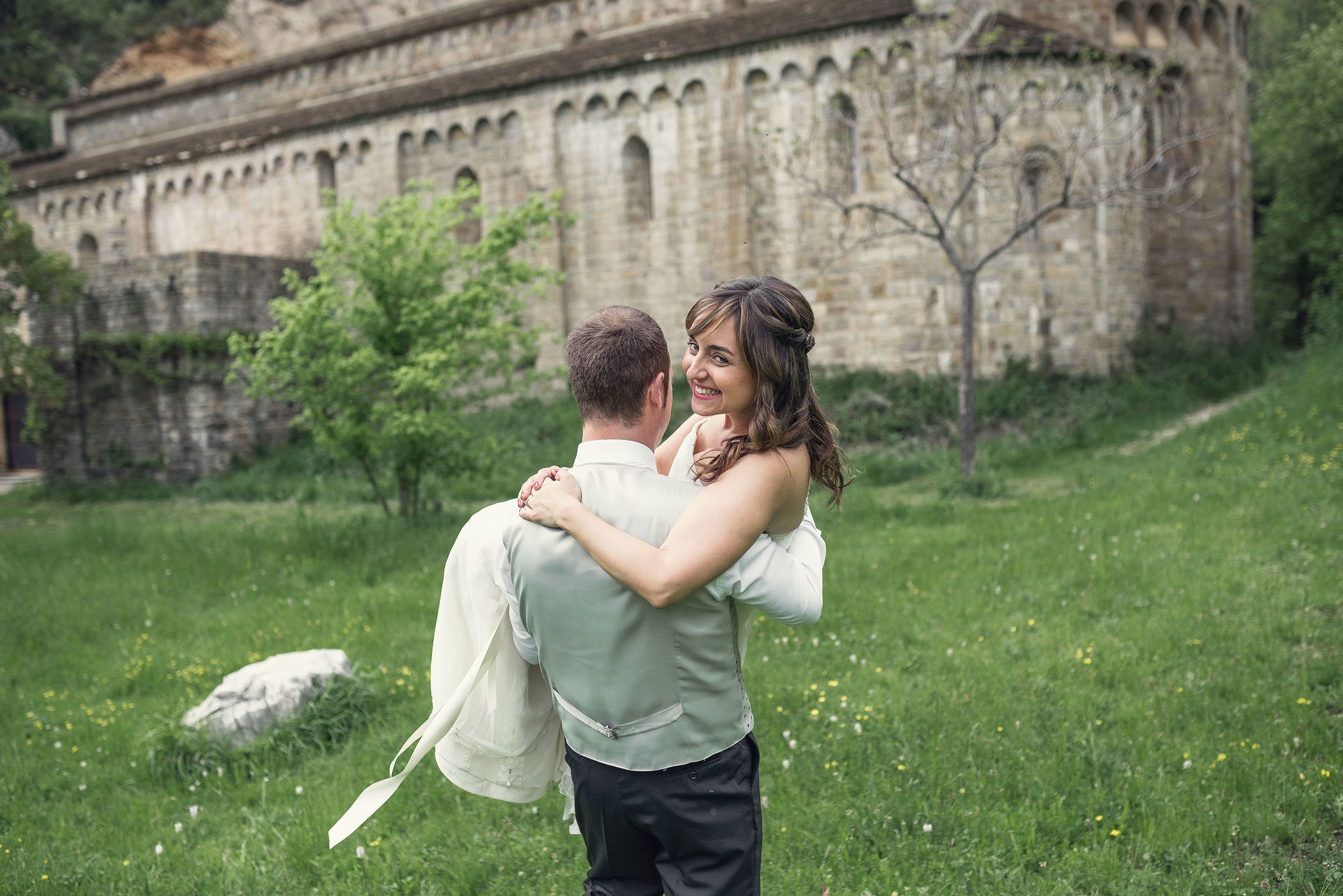 Postboda en el Monasterio de Obarra - Iglesia Santa María | Patri & Da. PIXLOVE - Fotógrafos de bodas Huesca Pirineos Zaragoza
