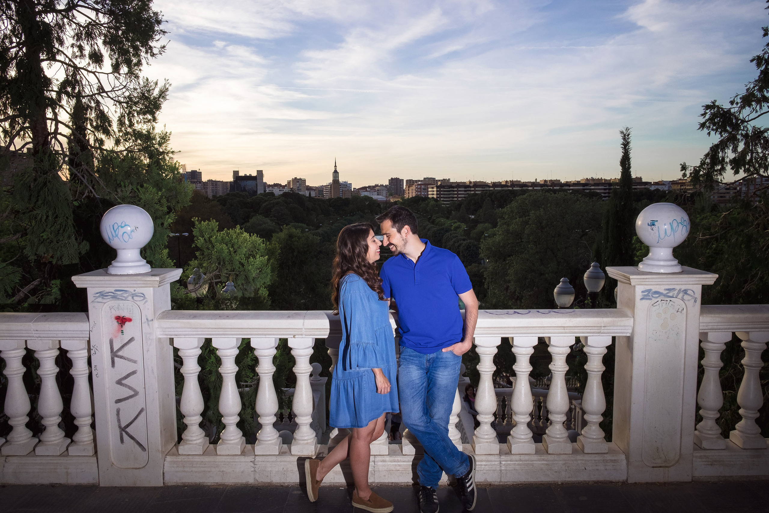Preboda Parque Grande José Antonio Labordeta / Fotografo Zaragoza. PIXLOVE - Fotógrafos de bodas Huesca Pirineos Zaragoza