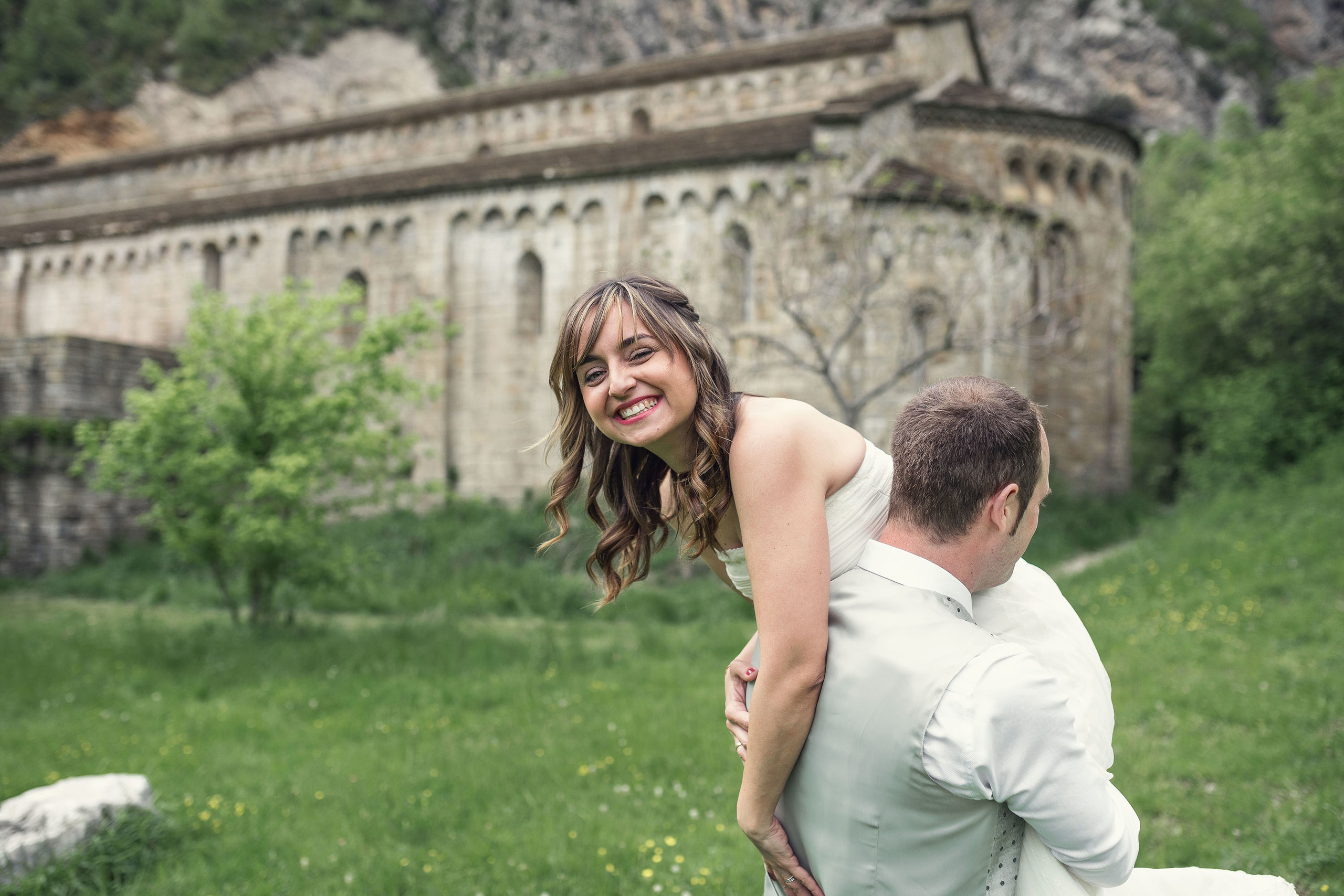Postboda en el Monasterio de Obarra - Iglesia Santa María | Patri & Da. PIXLOVE - Fotógrafos de bodas Huesca Pirineos Zaragoza