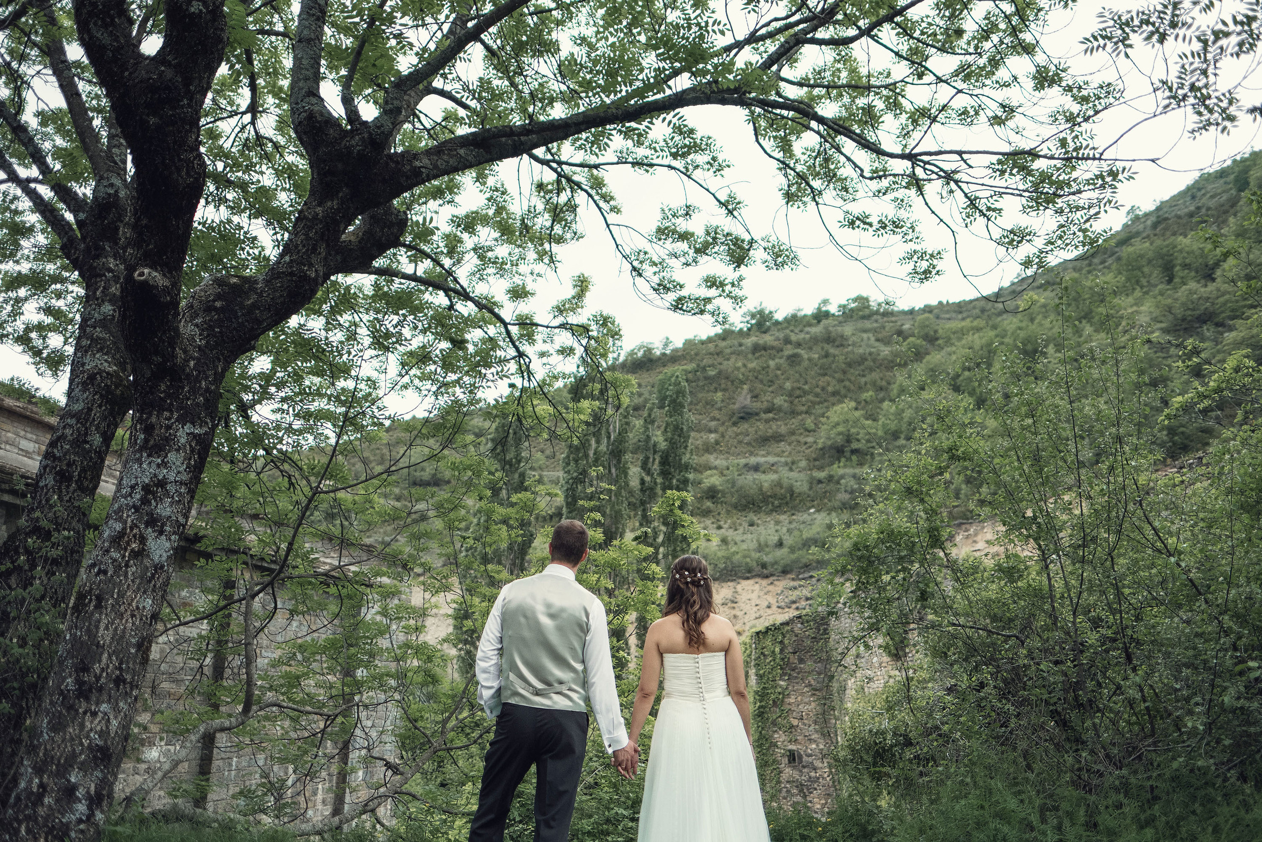 Postboda en el Monasterio de Obarra - Iglesia Santa María | Patri & Da. PIXLOVE - Fotógrafos de bodas Huesca Pirineos Zaragoza