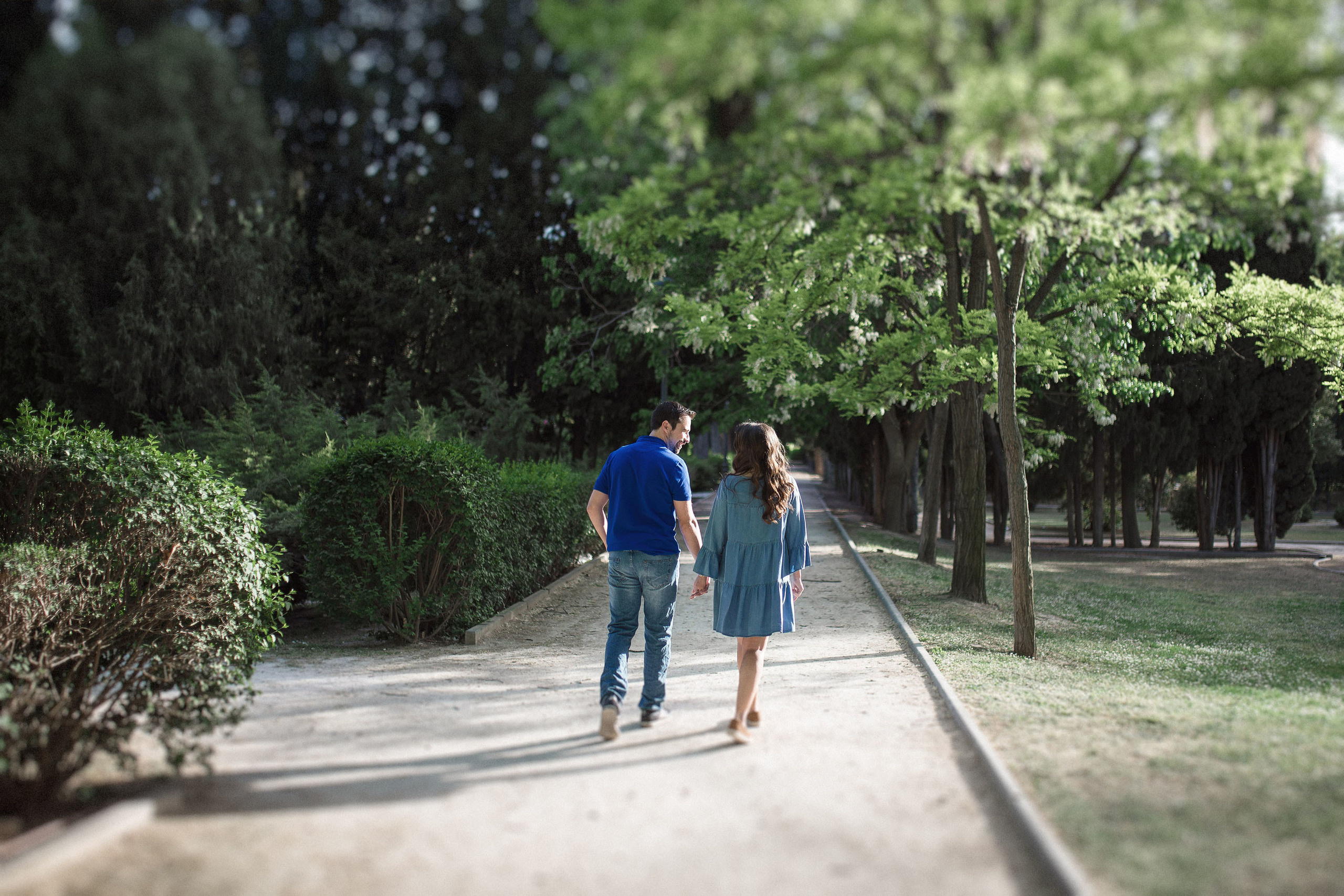Preboda Parque Grande José Antonio Labordeta / Fotografo Zaragoza. PIXLOVE - Fotógrafos de bodas Huesca Pirineos Zaragoza