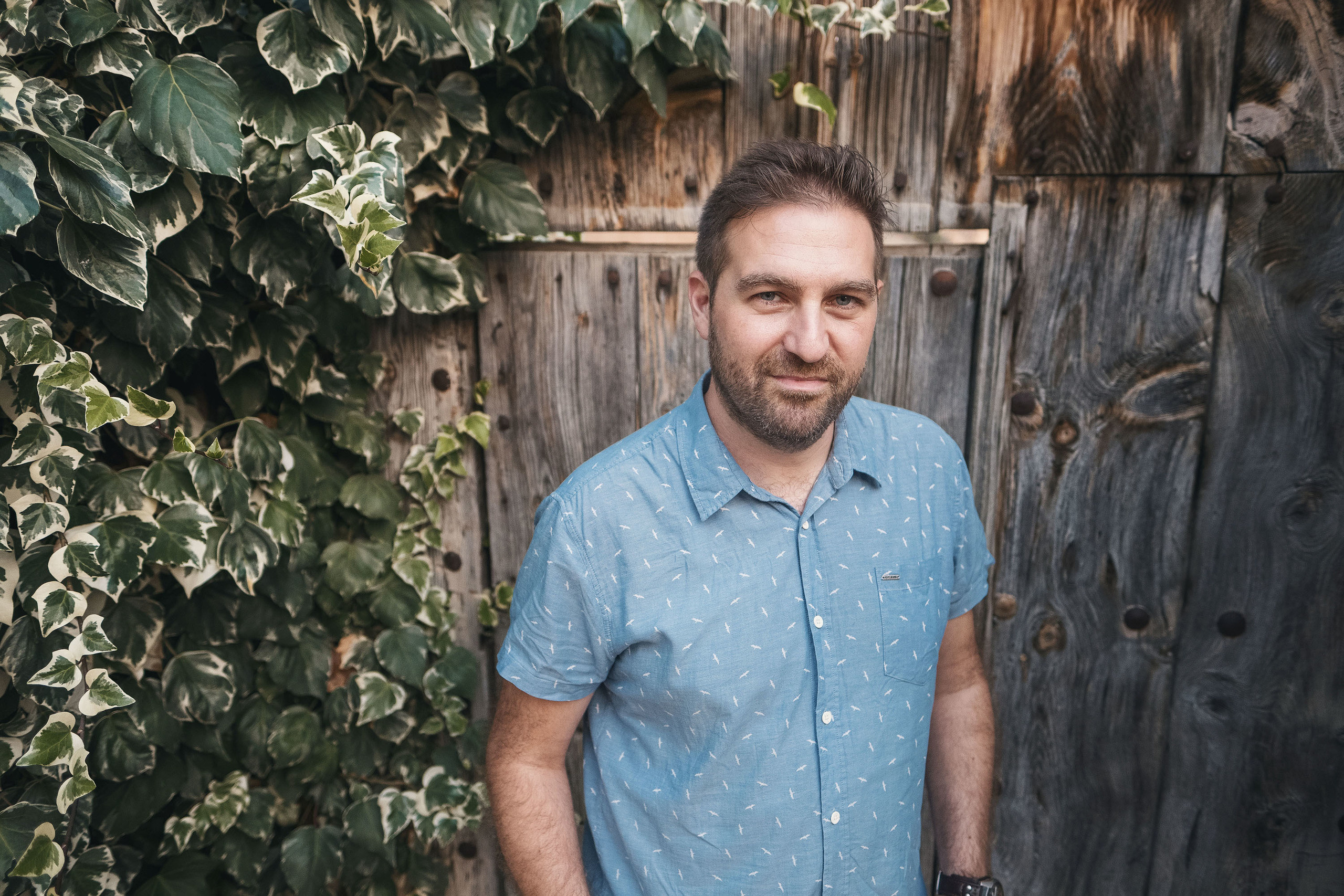 Reportaje de preboda en Alquezar de Clara y Nacho, fotografos Pirineos. PIXLOVE - Fotógrafos de bodas Huesca Pirineos Zaragoza