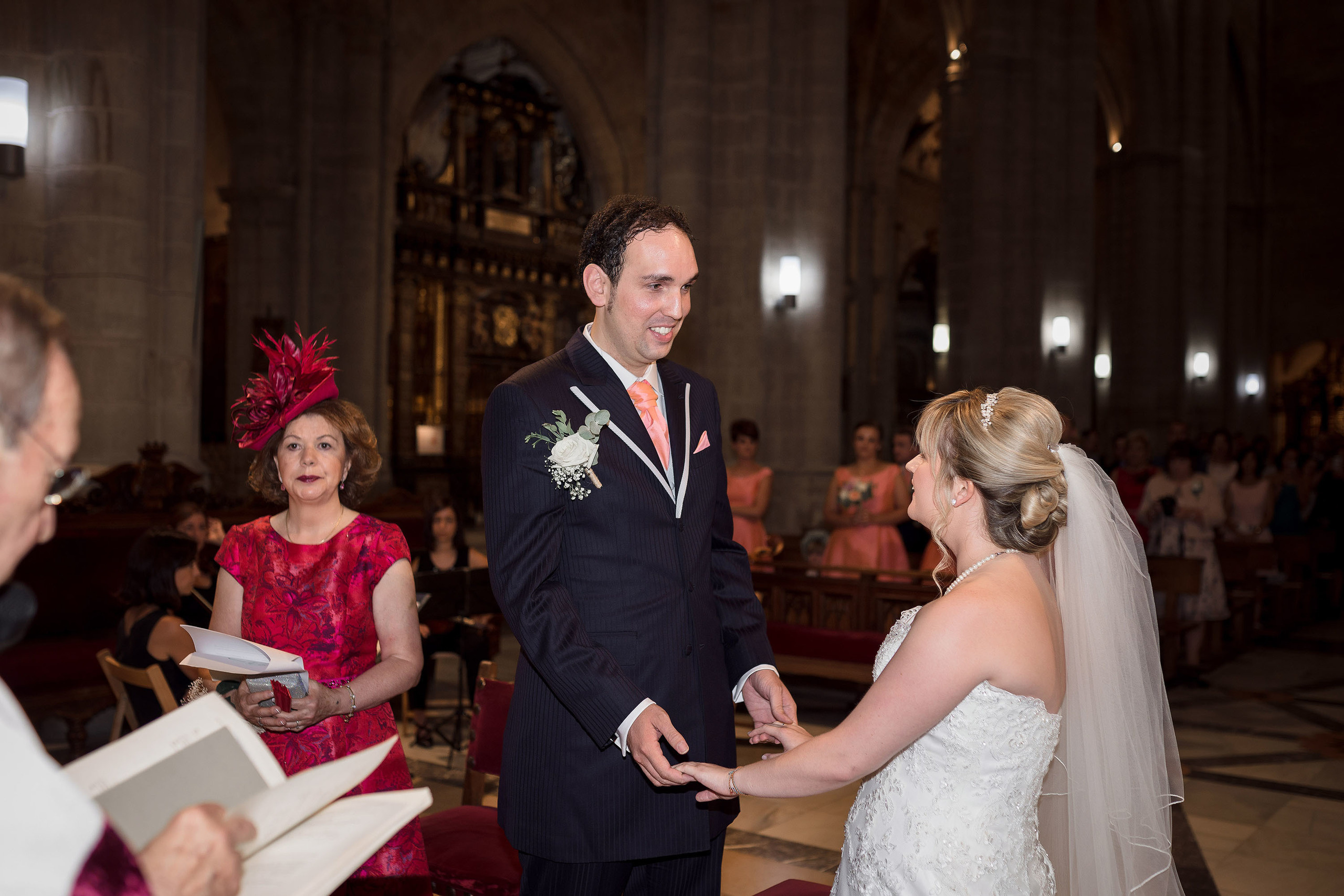 Boda Catedral Huesca - Abba Hotel - Hannah & Sergio. PIXLOVE - Fotógrafos de bodas Huesca Pirineos Zaragoza