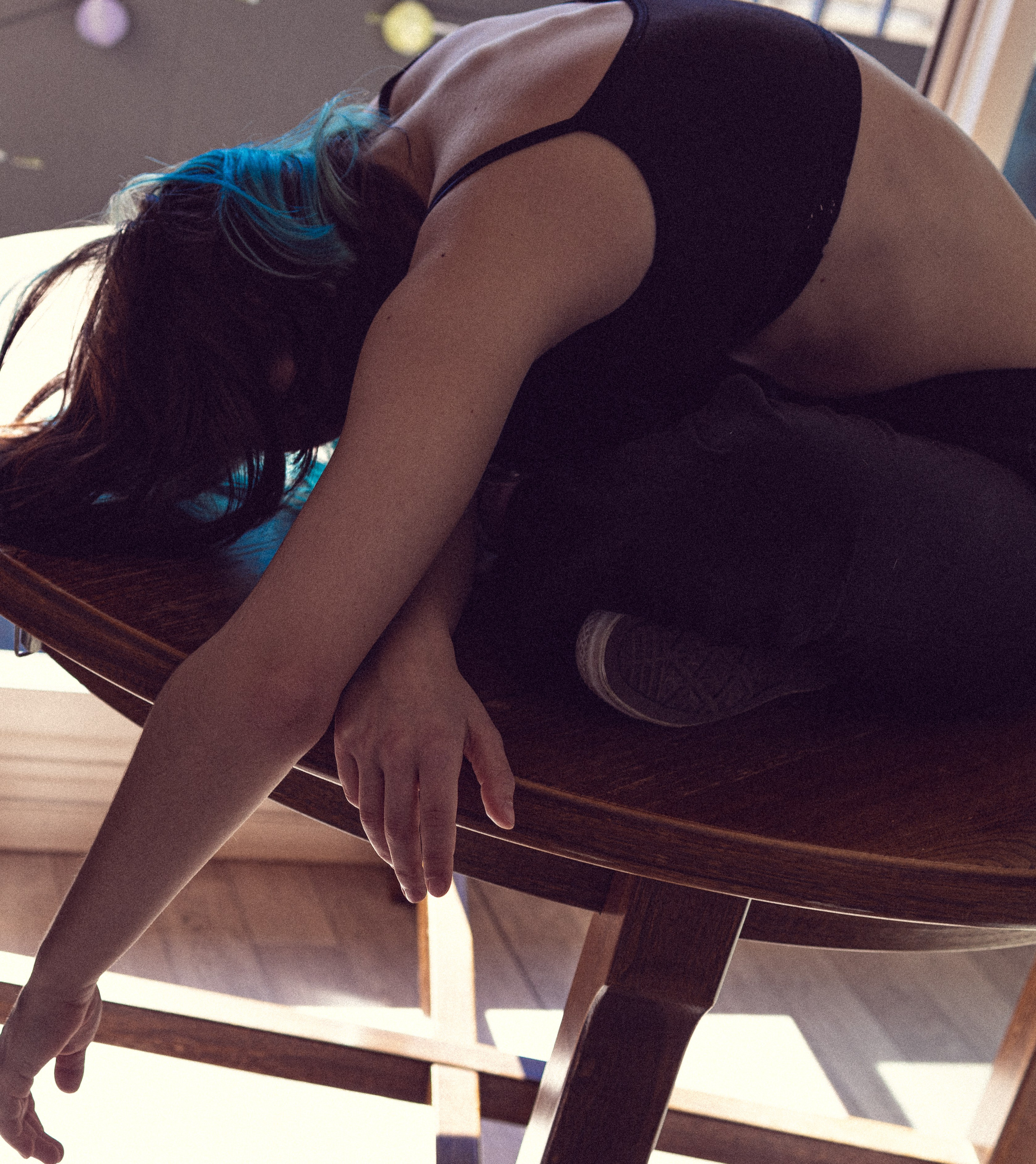 Portrait de femme charismatique. Histoires d’amour, séances photos de famille et de mariage en France