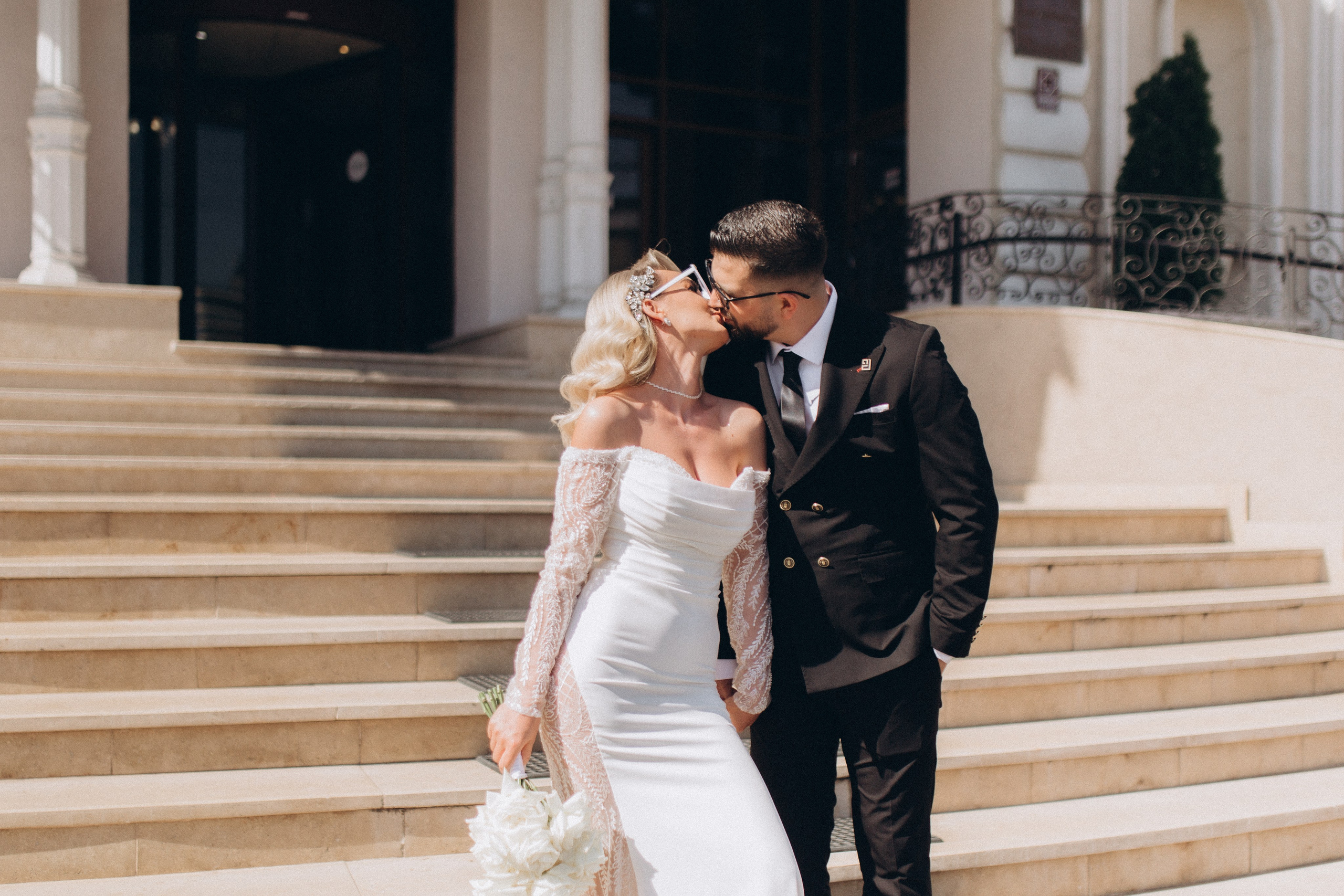 L&I. Fotograf București, România