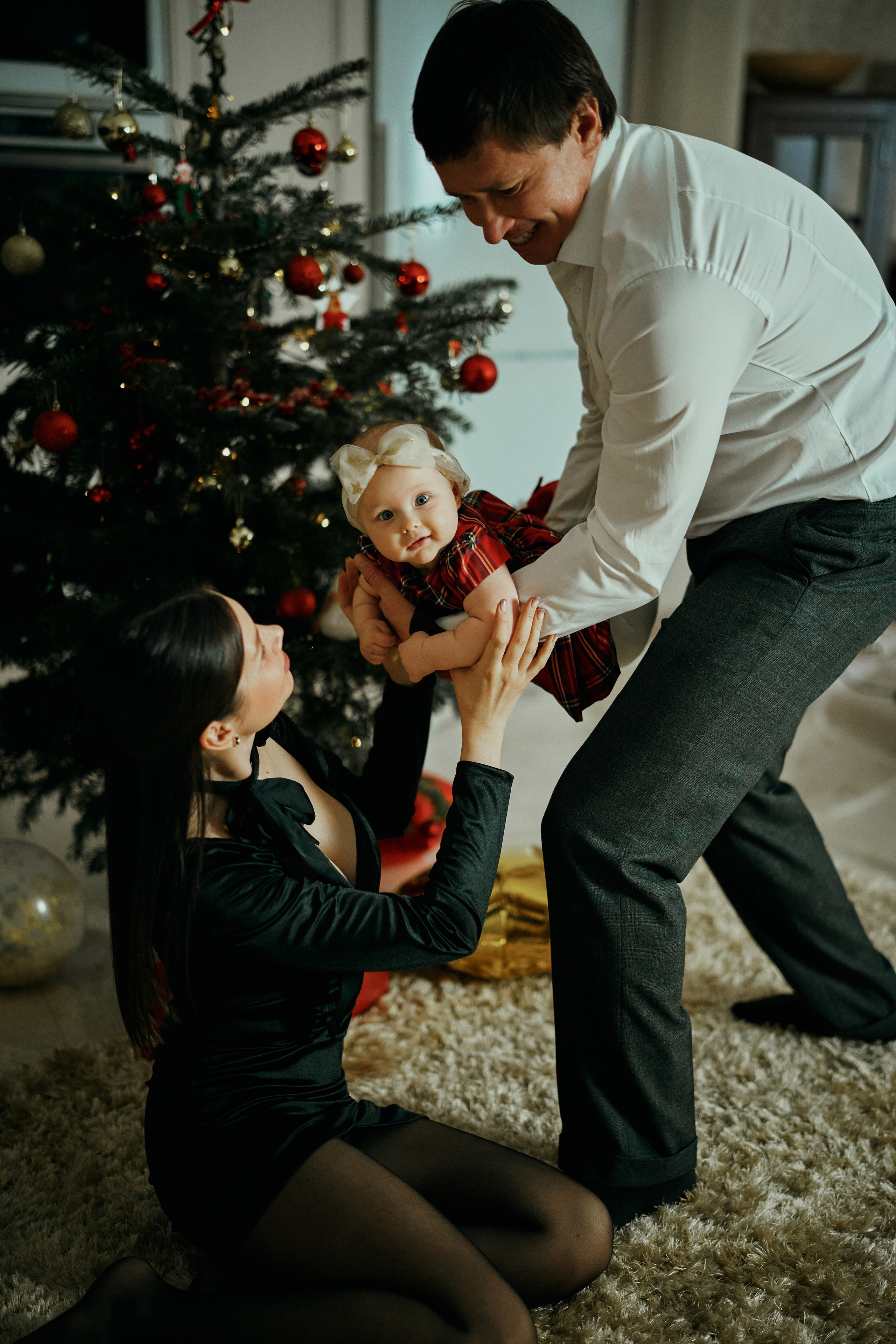 Юрий, Наталья и Алина. Первый новый год. Фотограф в Барселоне Жанна Захарченко