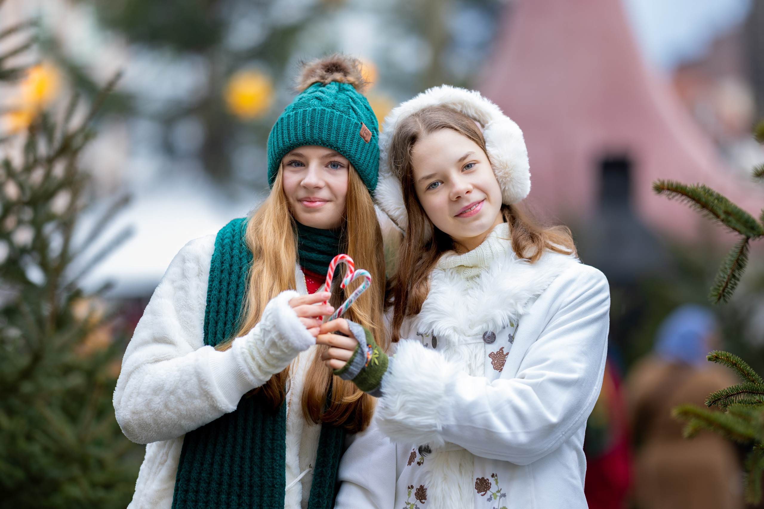 Christmas Market Photo Shoot in Dresden — Magical Outdoor & Studio Sessions. Family & Maternity Photographer in Dresden Tatiana Mudryak