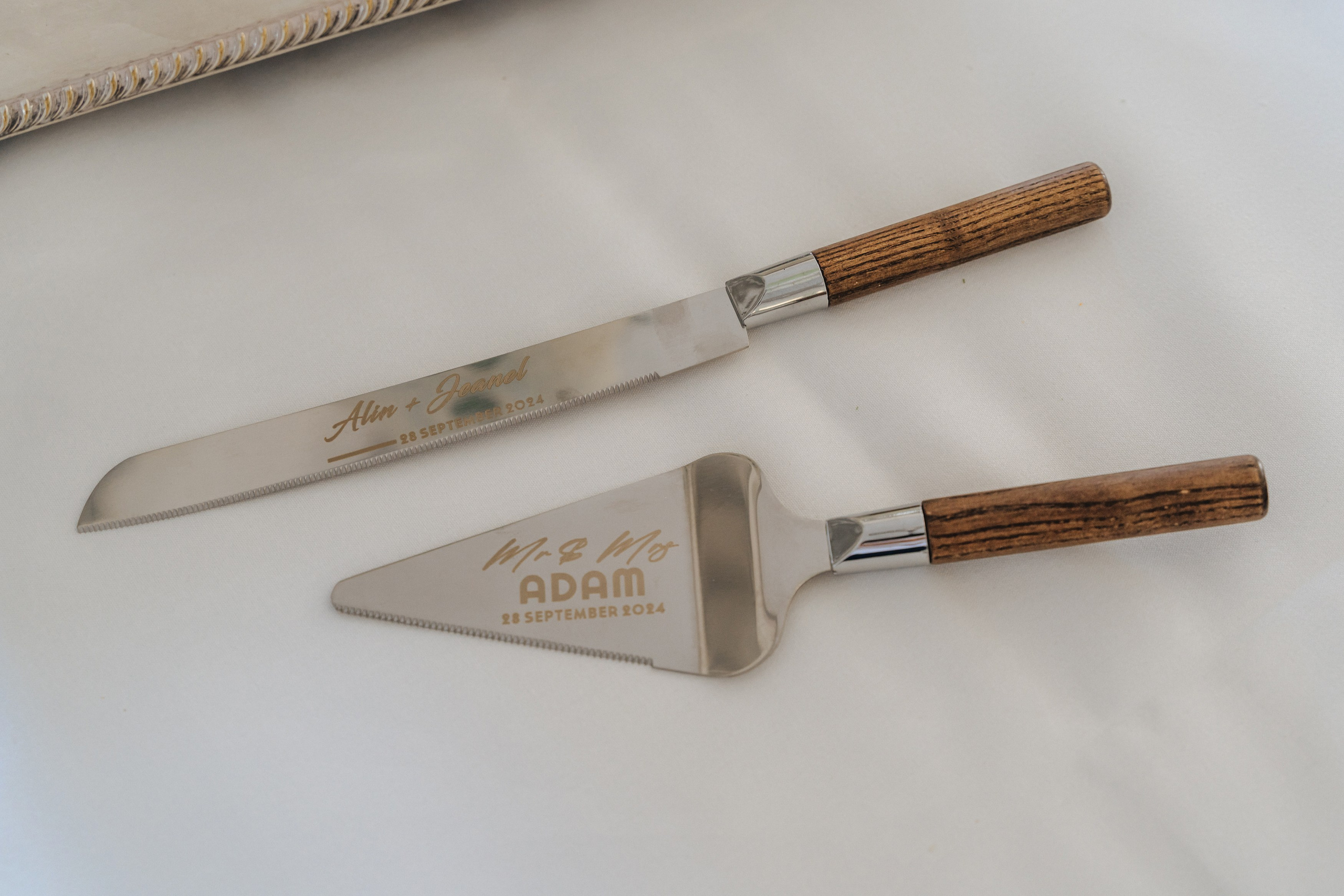 A wedding at Woldingham Golf Club, Woldingham Golf Club wedding, wedding photographer at Woldingham Golf Club