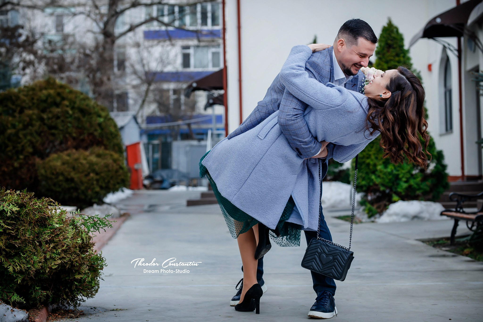 Logodna. Dream Studio Galați – ședințe foto profesionale pentru familie, portrete și evenimente