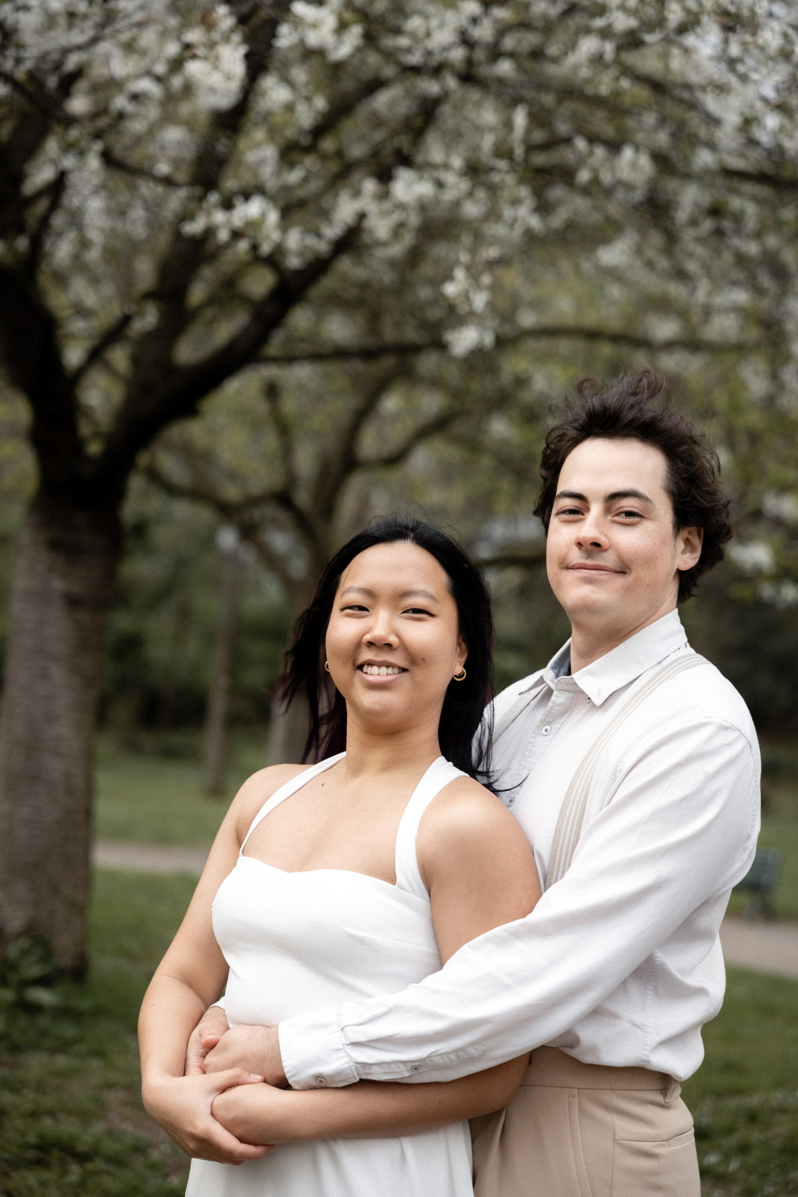 Photoshoot in the blooming Japanese Garden of Toulouse. Eugénie Smirnova — Photographe à Toulouse et dans le Sud-Ouest