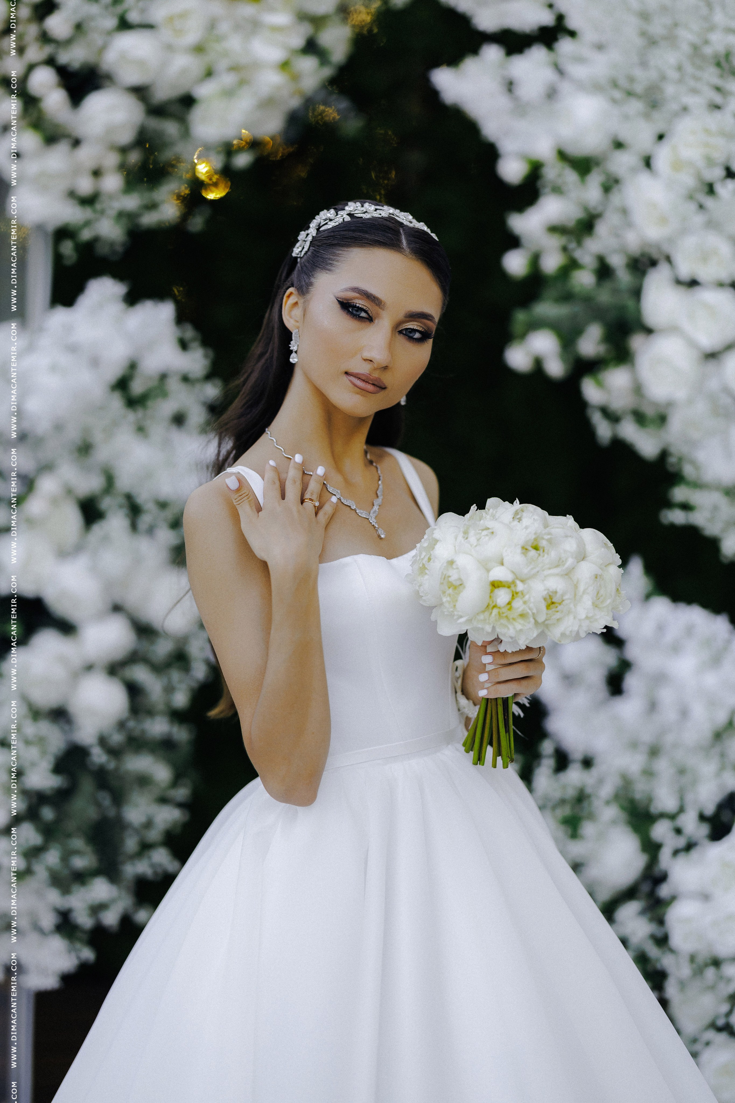 MIHAIL + SABINA | Grand Élysée. Fotograf de nuntă în Chisinau, Moldova. Poze și Video Comerciale