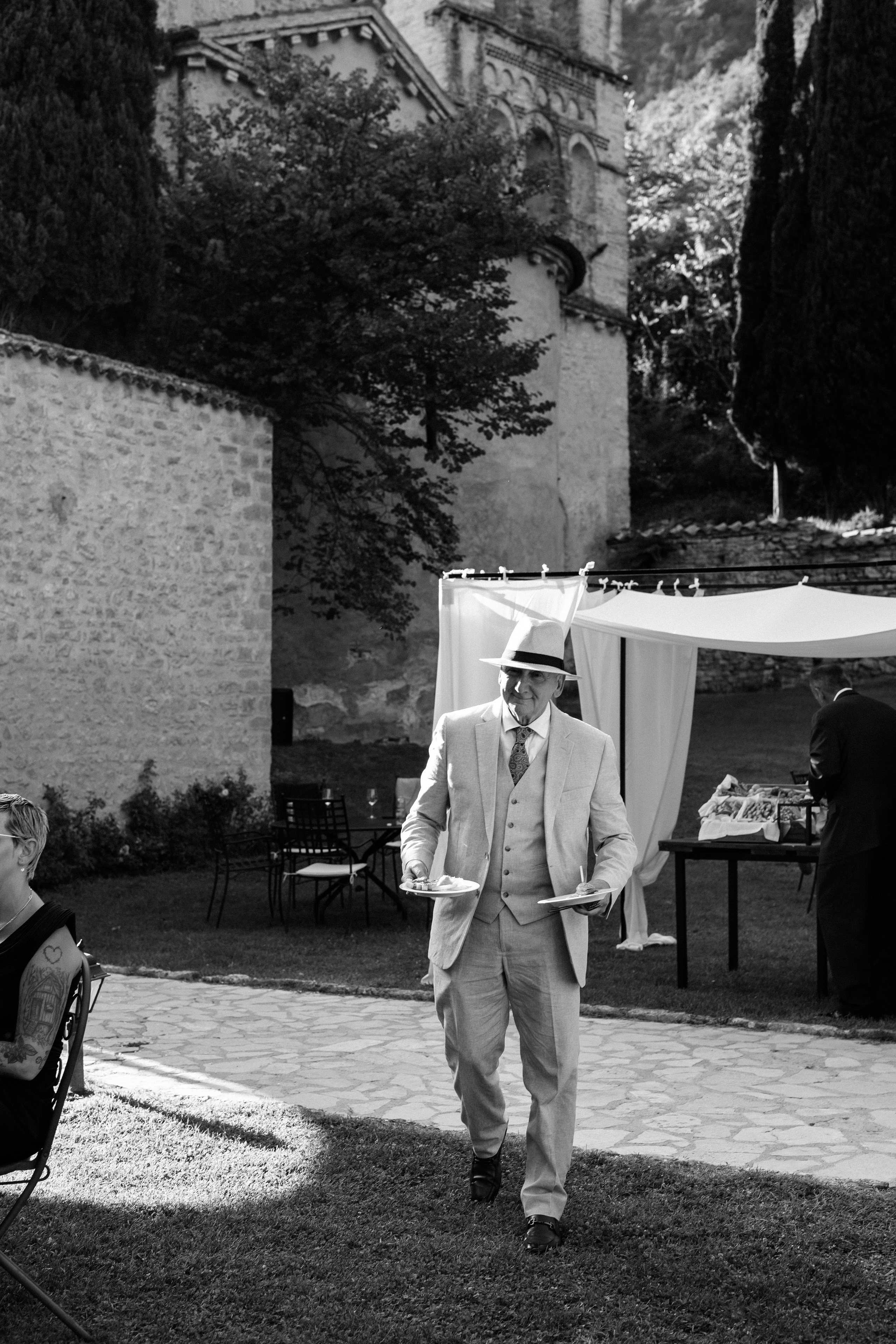 Wedding photographer Italy Rome, Tuscany, Lake Como, Sicily, Puglia. Wedding Photographer Rome Tuscany Como Sicily Puglia Amalfy Italy- Oksana Savenchuk