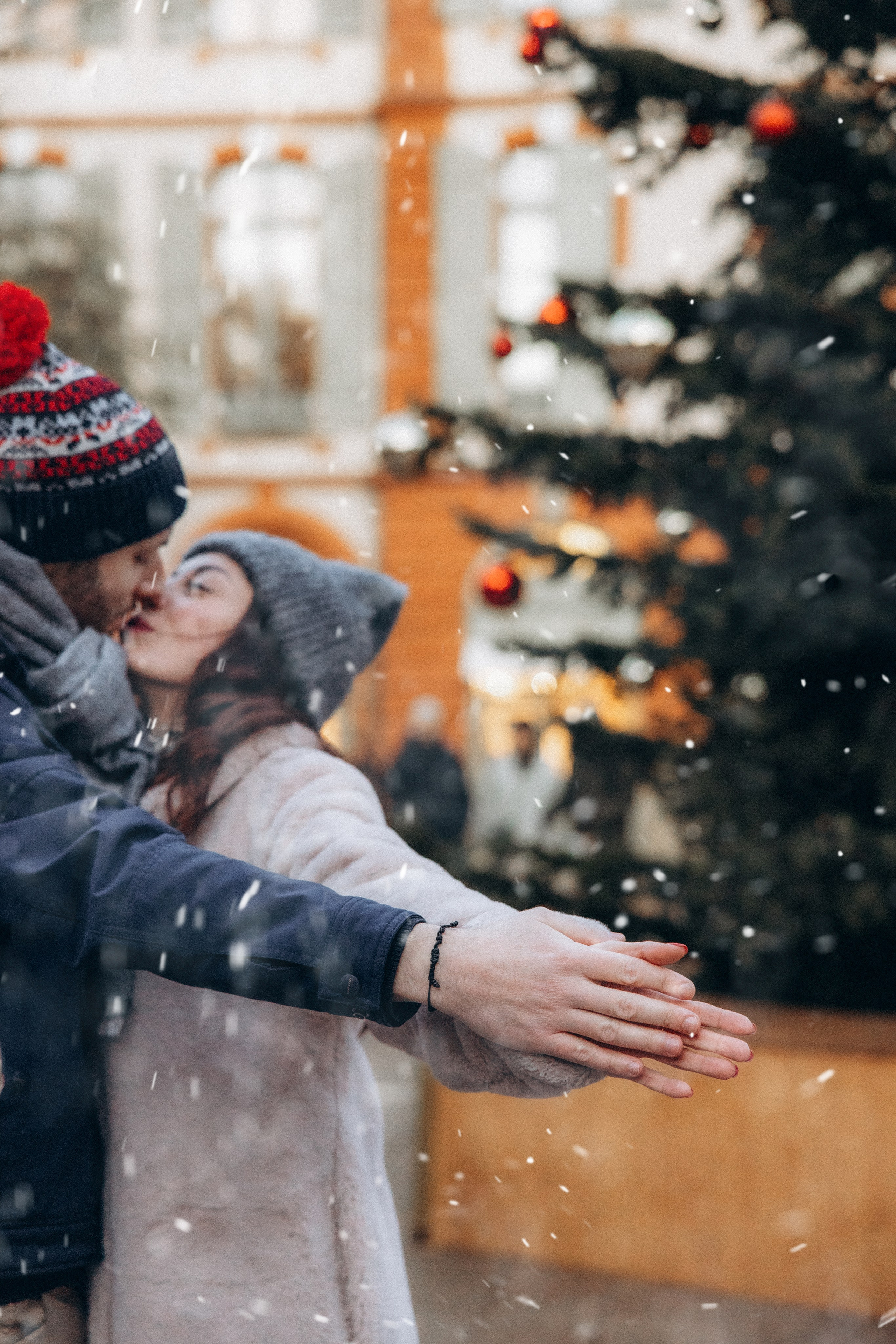 Christmas Love in Toulouse. Eugénie Smirnova — Photographe à Toulouse et dans le Sud-Ouest