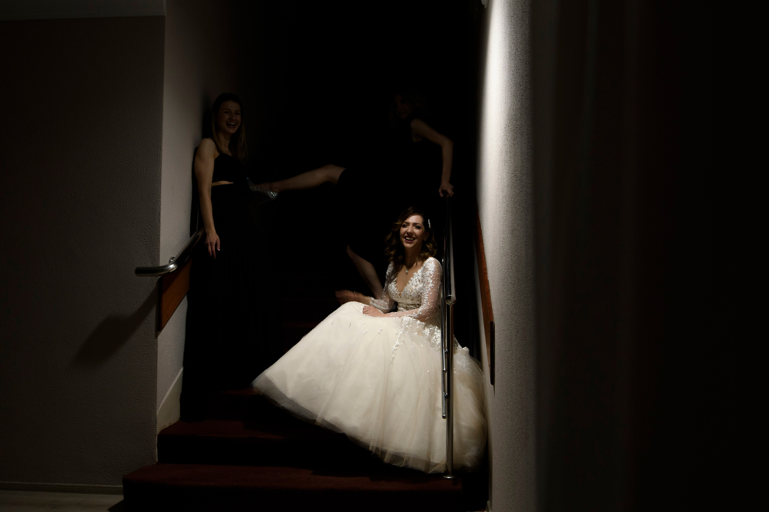 Fotografii de nunta Onesti. MDimaFotoStudio. Fotograf de nuntă, evenimente private și de familie