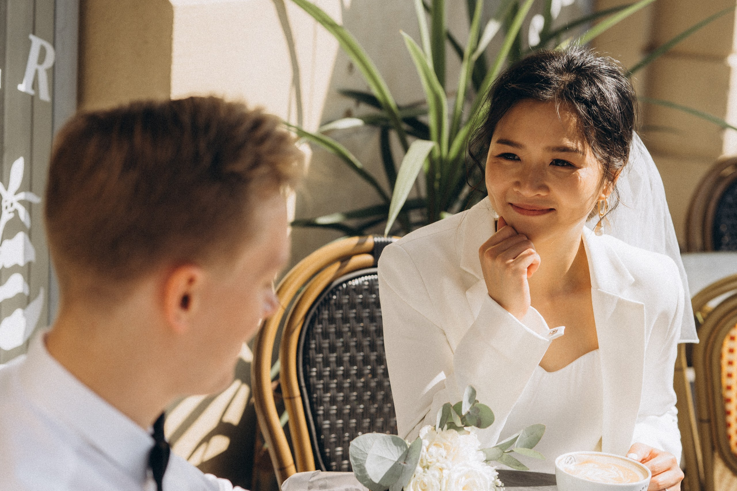 City wedding. Wedding and portrait photographer in Helsinki Vickan O