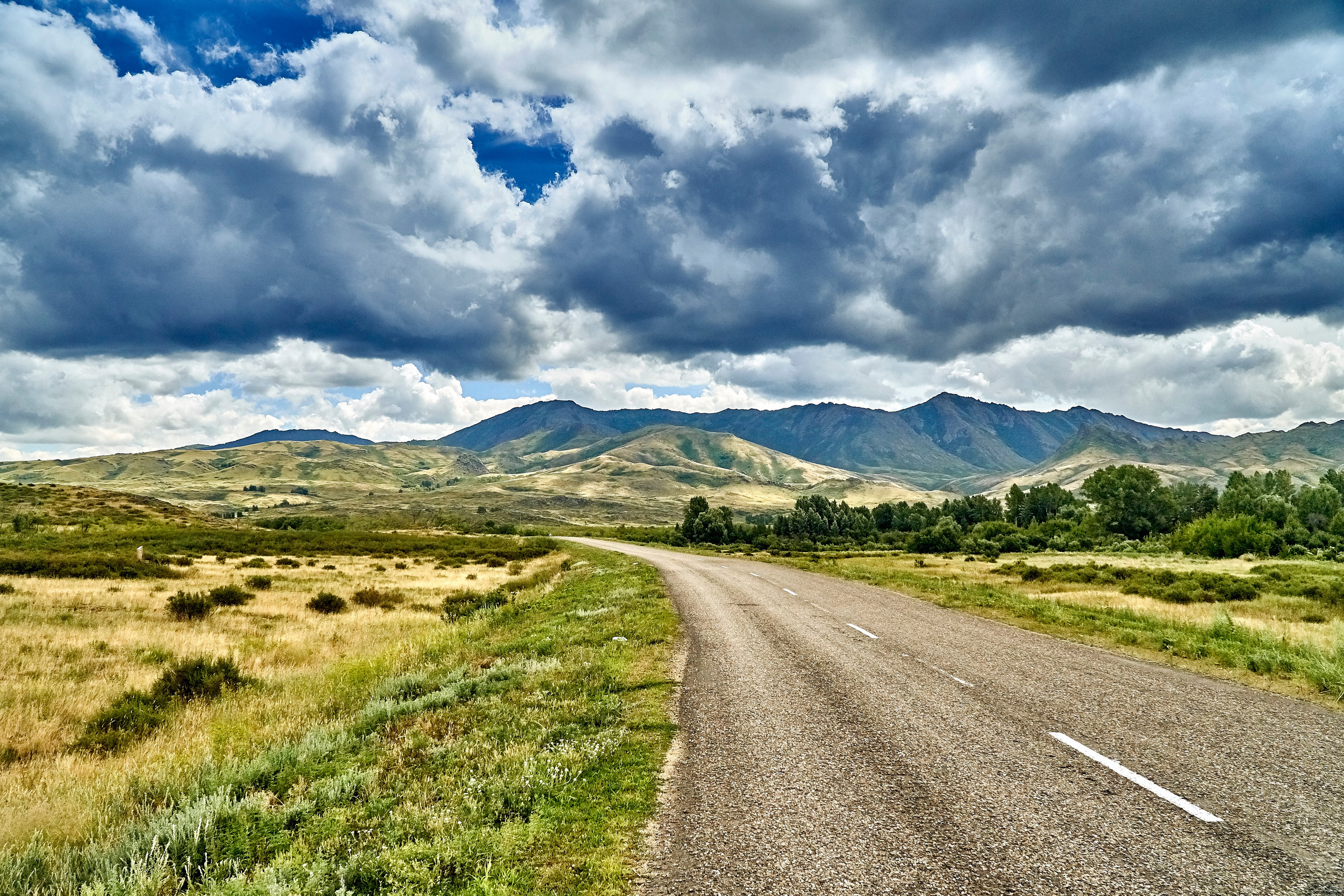 Sibiny (Kazachstan). Andriej Szypilow — Photography & Videography