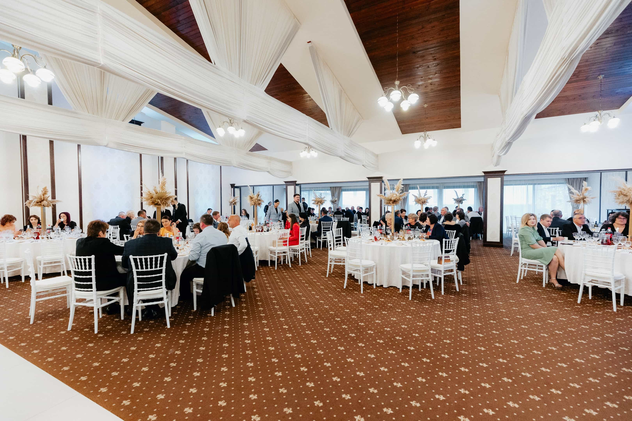 Stefanel & Elena. MovieFrames.ro