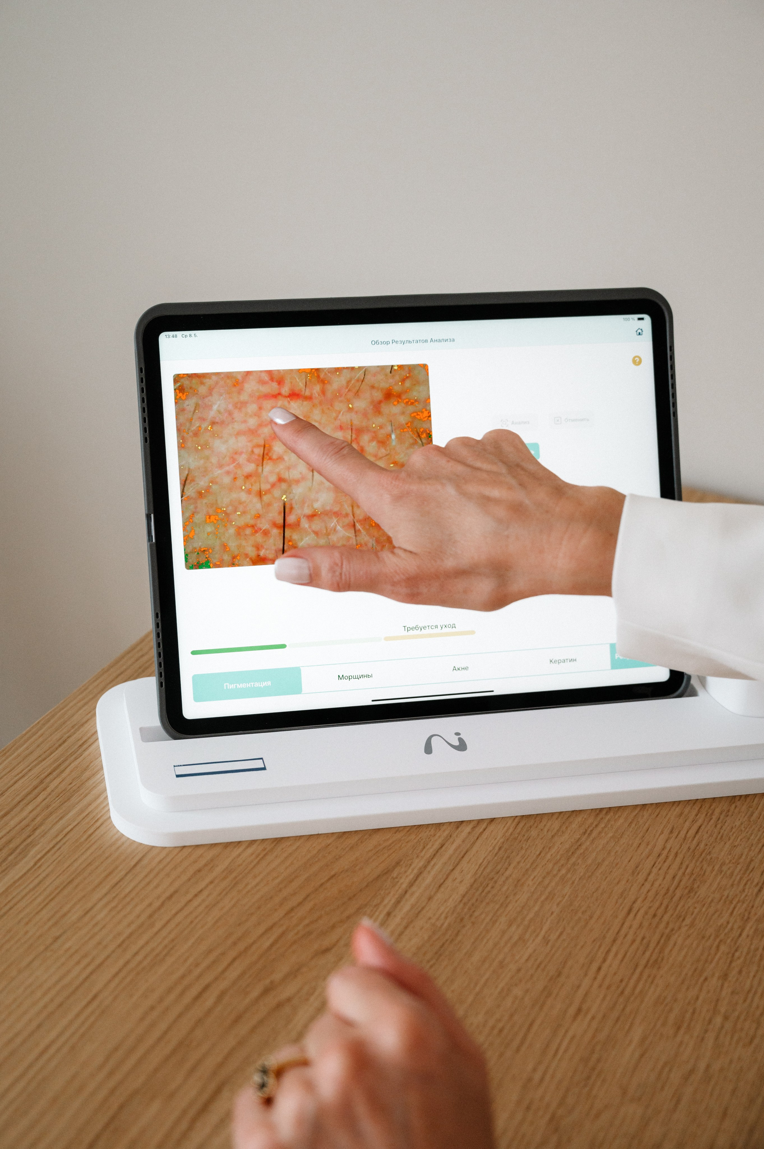 Beauty by Vovk cosmetologist in Prague. ANNA-MARIA PHOTO CONTENT CREATOR — fotograf, estét, umělec a vizuální expert na Instagram v Praze