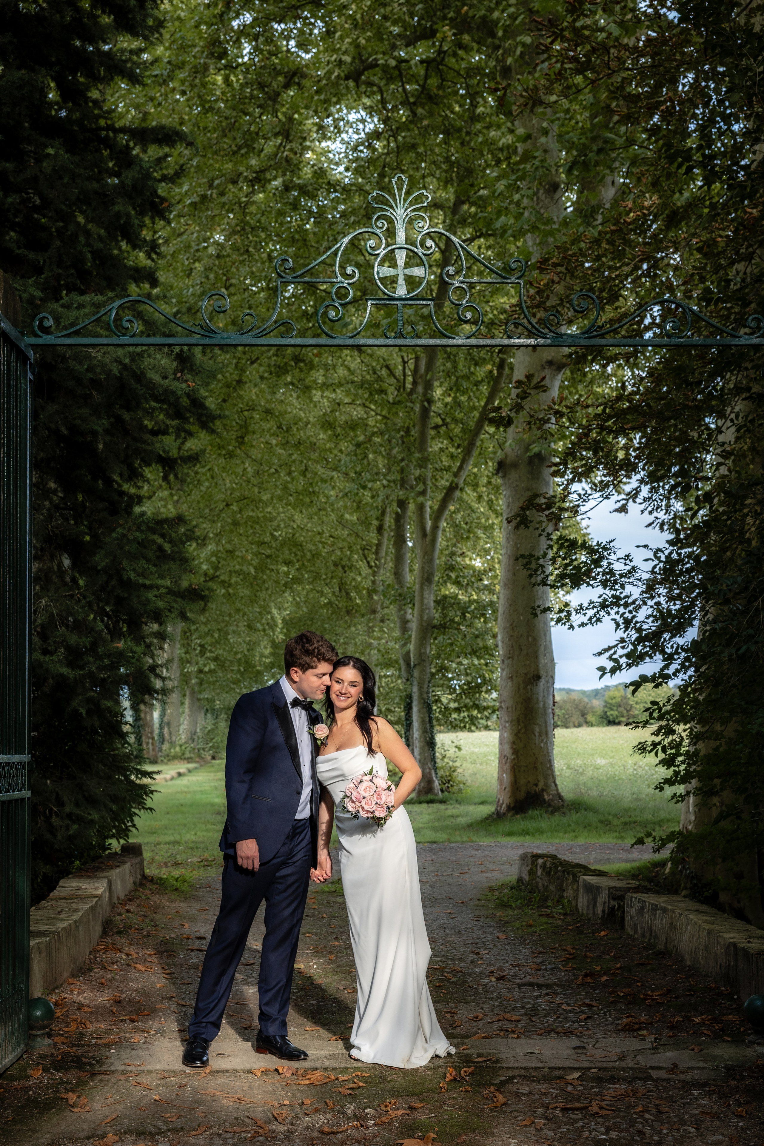 Liliana & Michel — an intimate musical wedding at Château La Commanderie, Plaigne. Евгения Смирнова — фотограф в Тулузе и юго-западной Франции