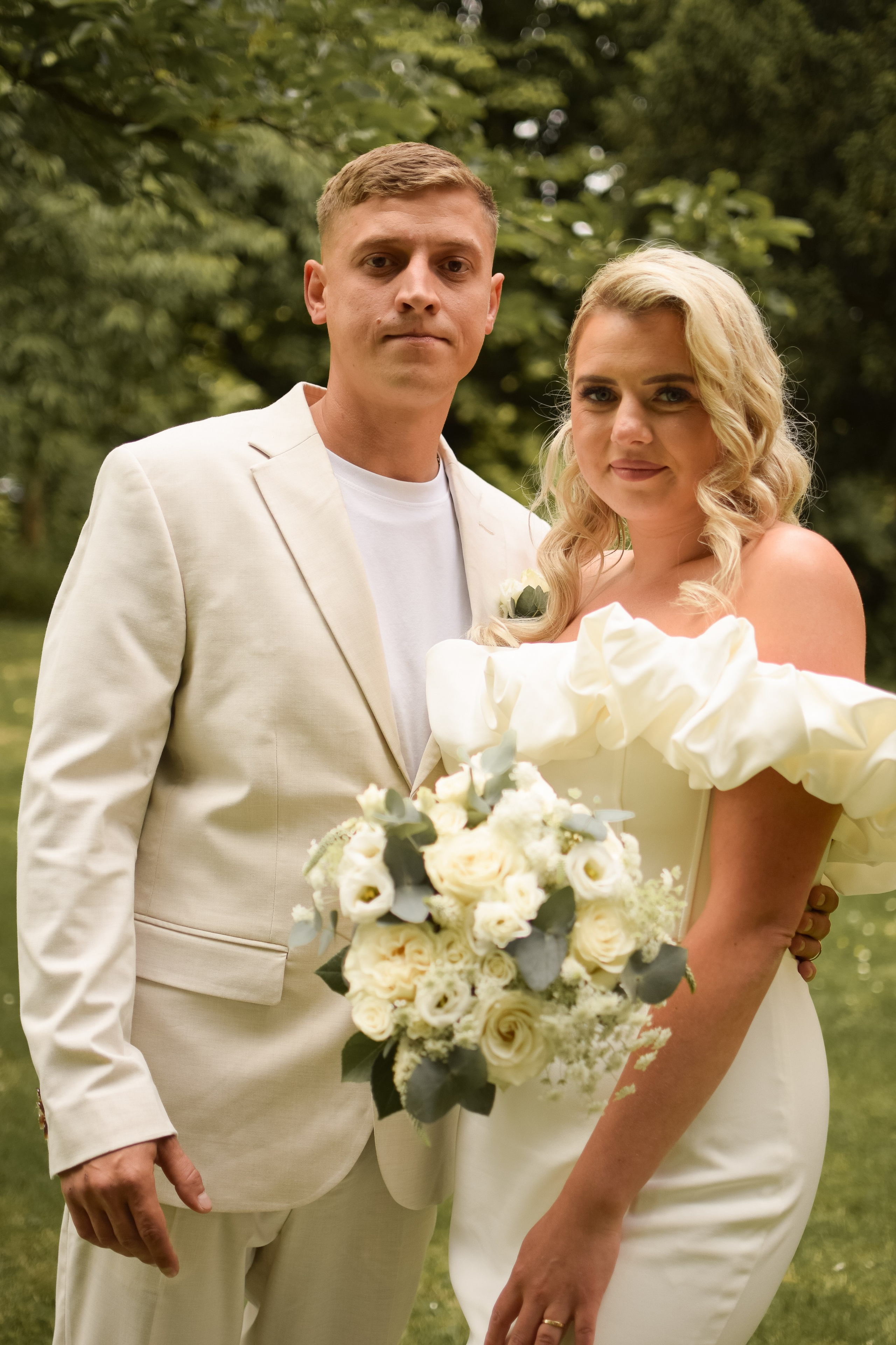 E & E wedding. Your local photographer