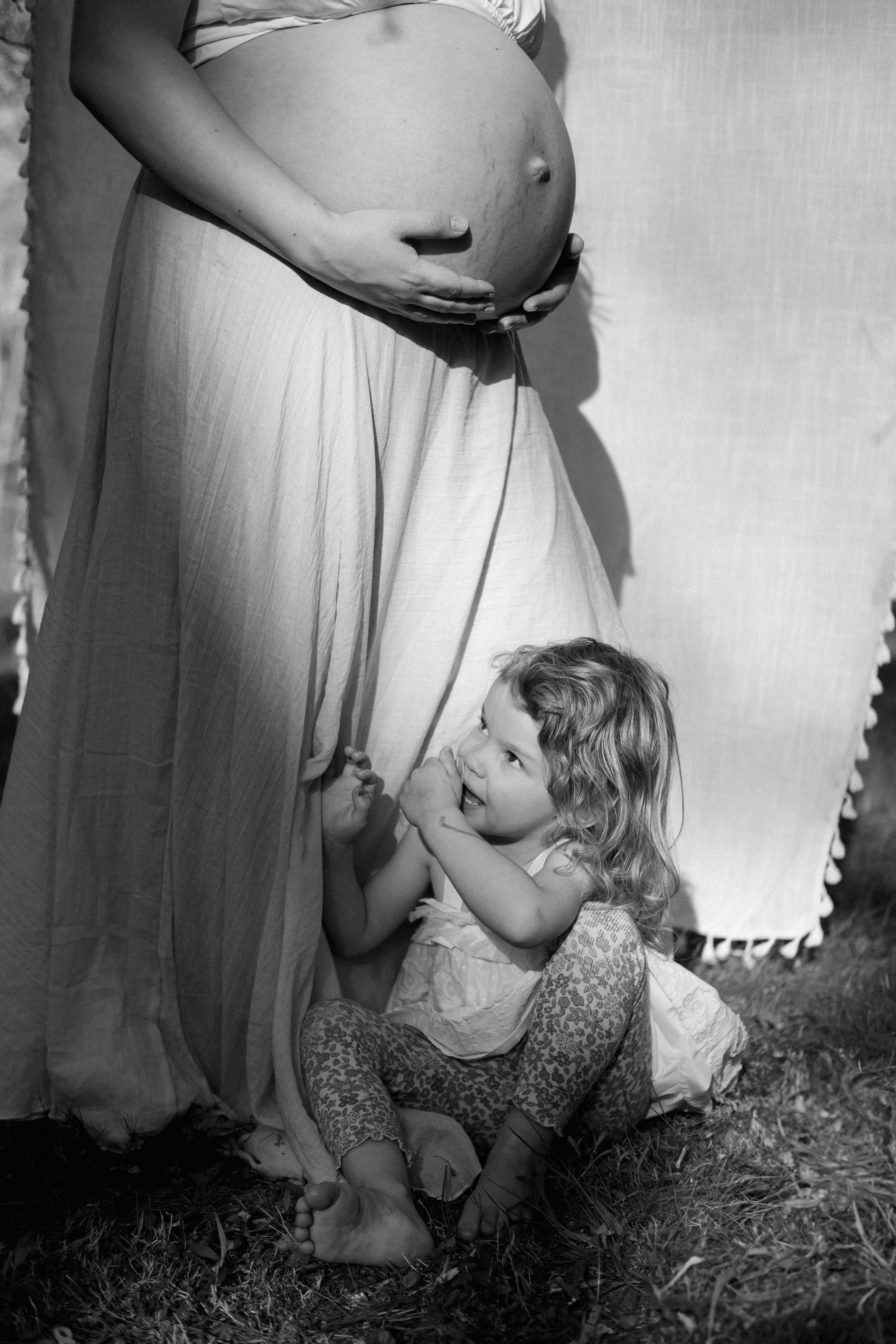 Maternity Photography Portfolio | Artistically capturing pregnancy in Richmond, VA. Family Photographer Anna Dobrovolskaia | Richmond, VA