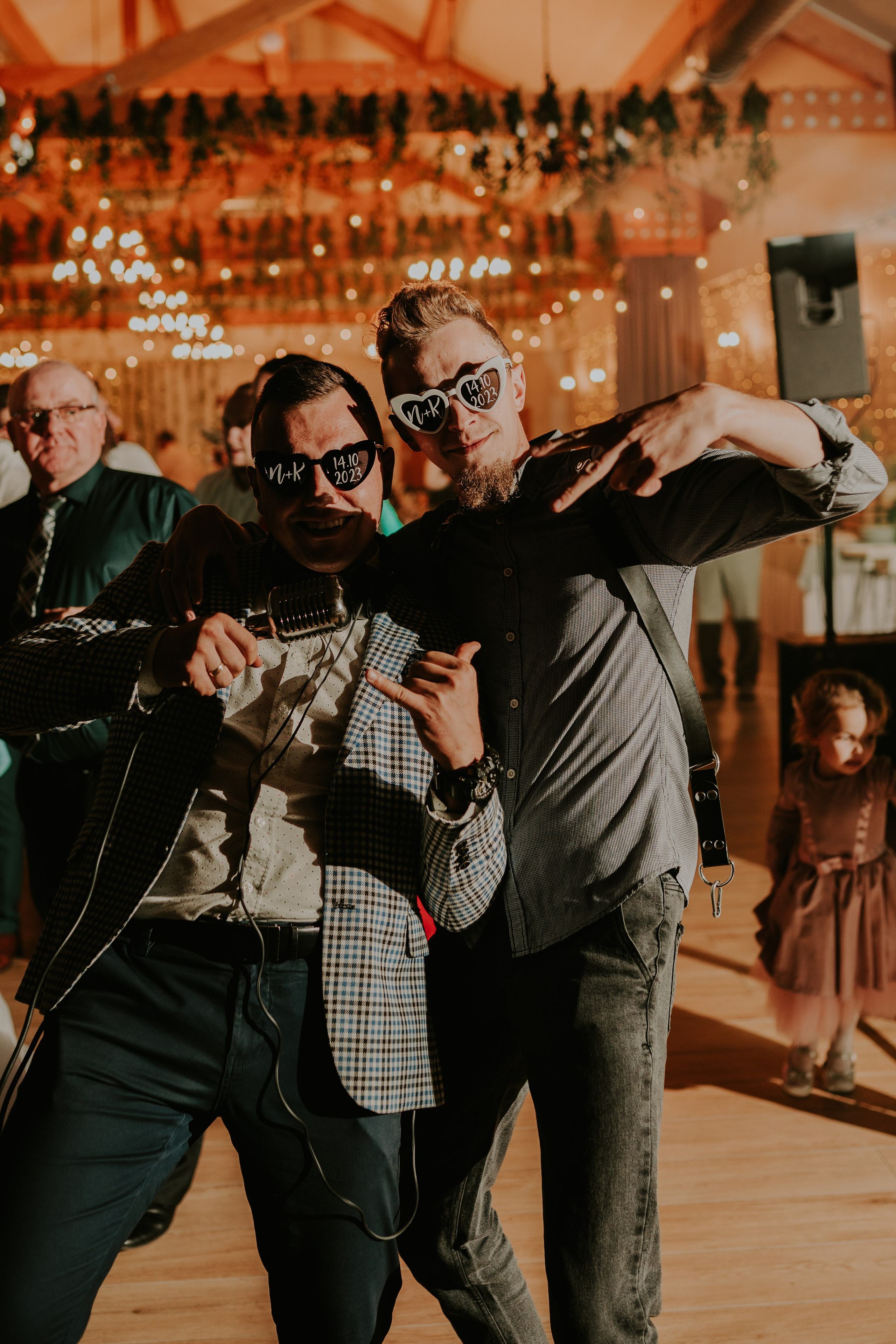 Sala Koralowa w Jaworzu: Opowieść o ślubie Nikoli i Kacpra. Karkowskafoto - fotografia miłości