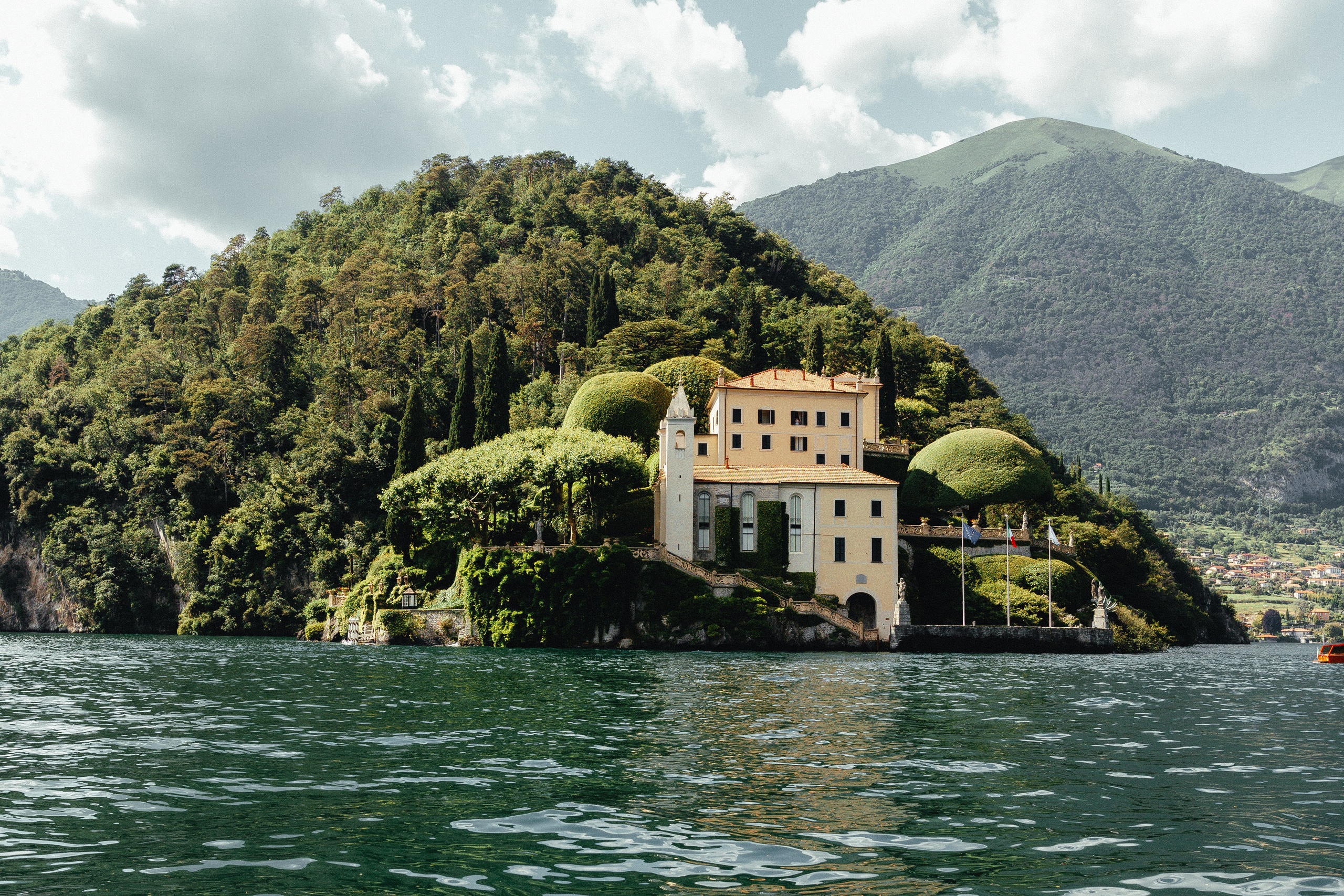 Katie & Remy, Villa del Balbianello, Como. Photographer in Italy Anna Linnik