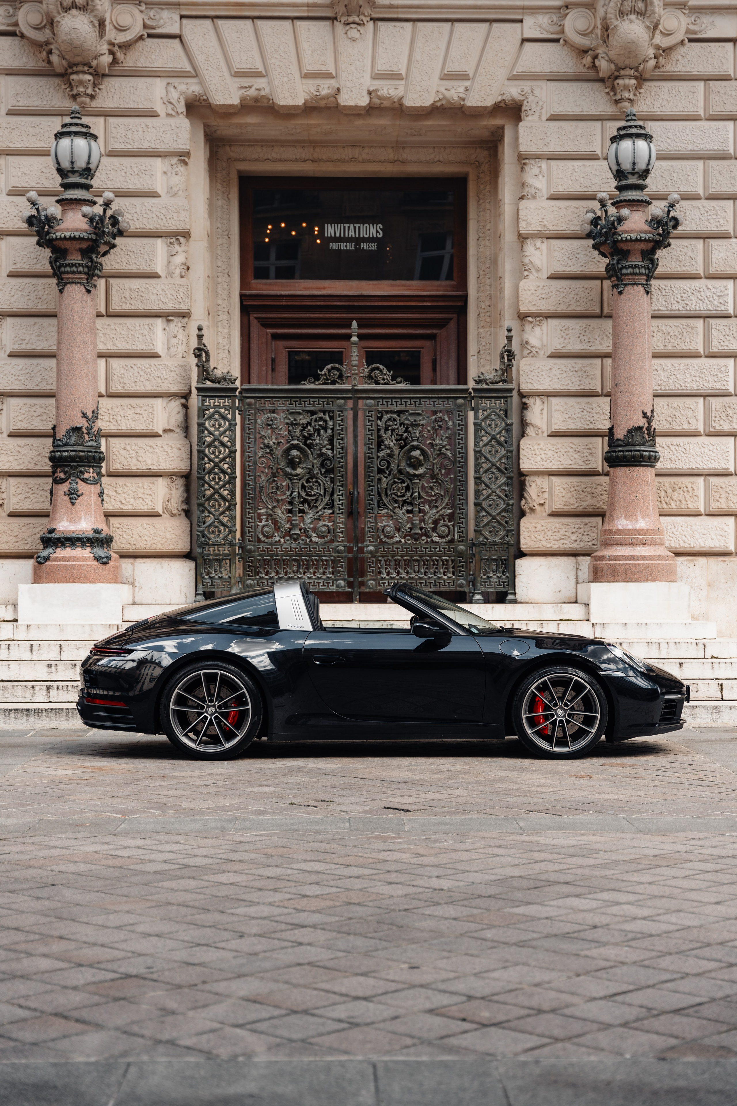 Porsche 911 — 992 991 997. Photographer in Paris — Vitalii Motruk