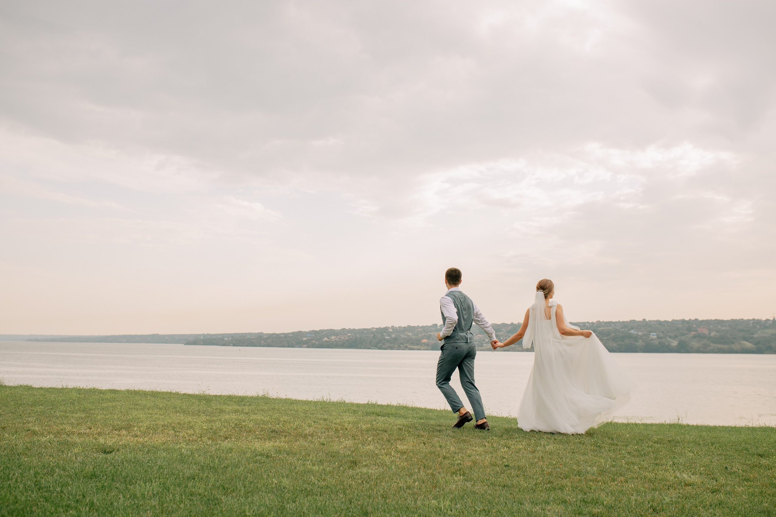 Reportage Wedding. Wedding photographer and videographer Europe